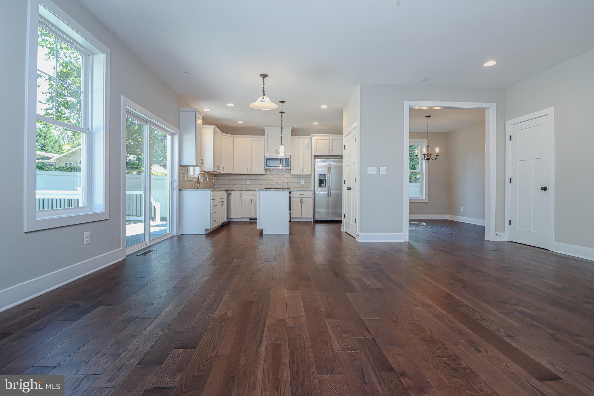 ROBINSON LANDING - Residential