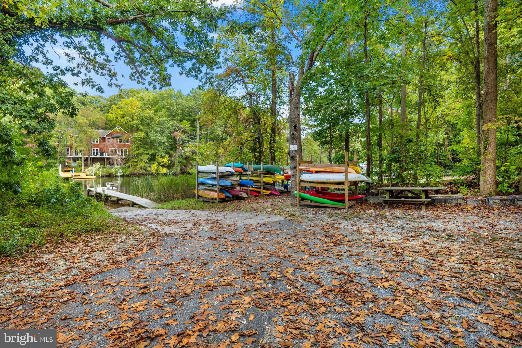 ROBINSON LANDING - Residential