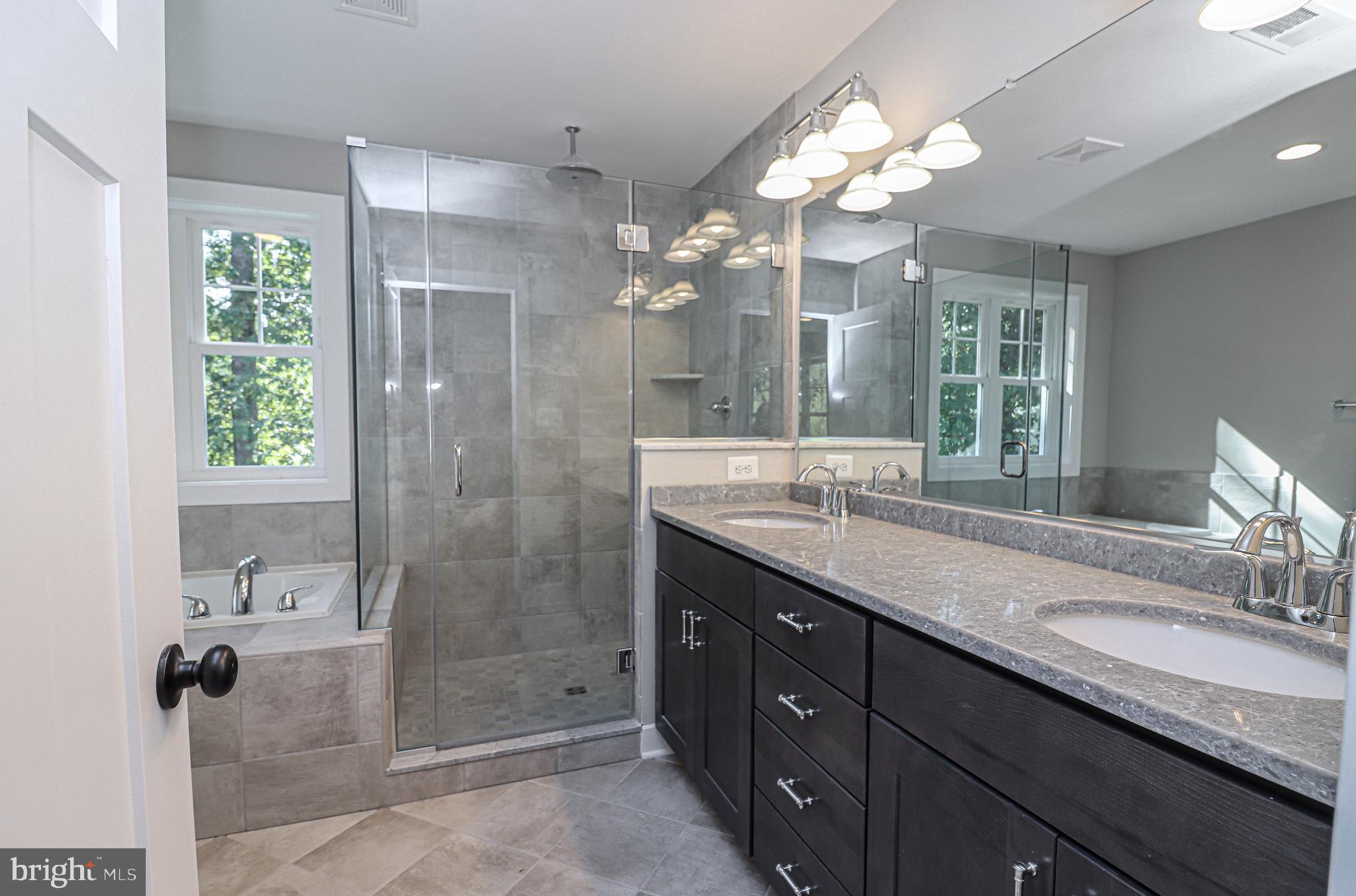 ROBINSON LANDING - Residential