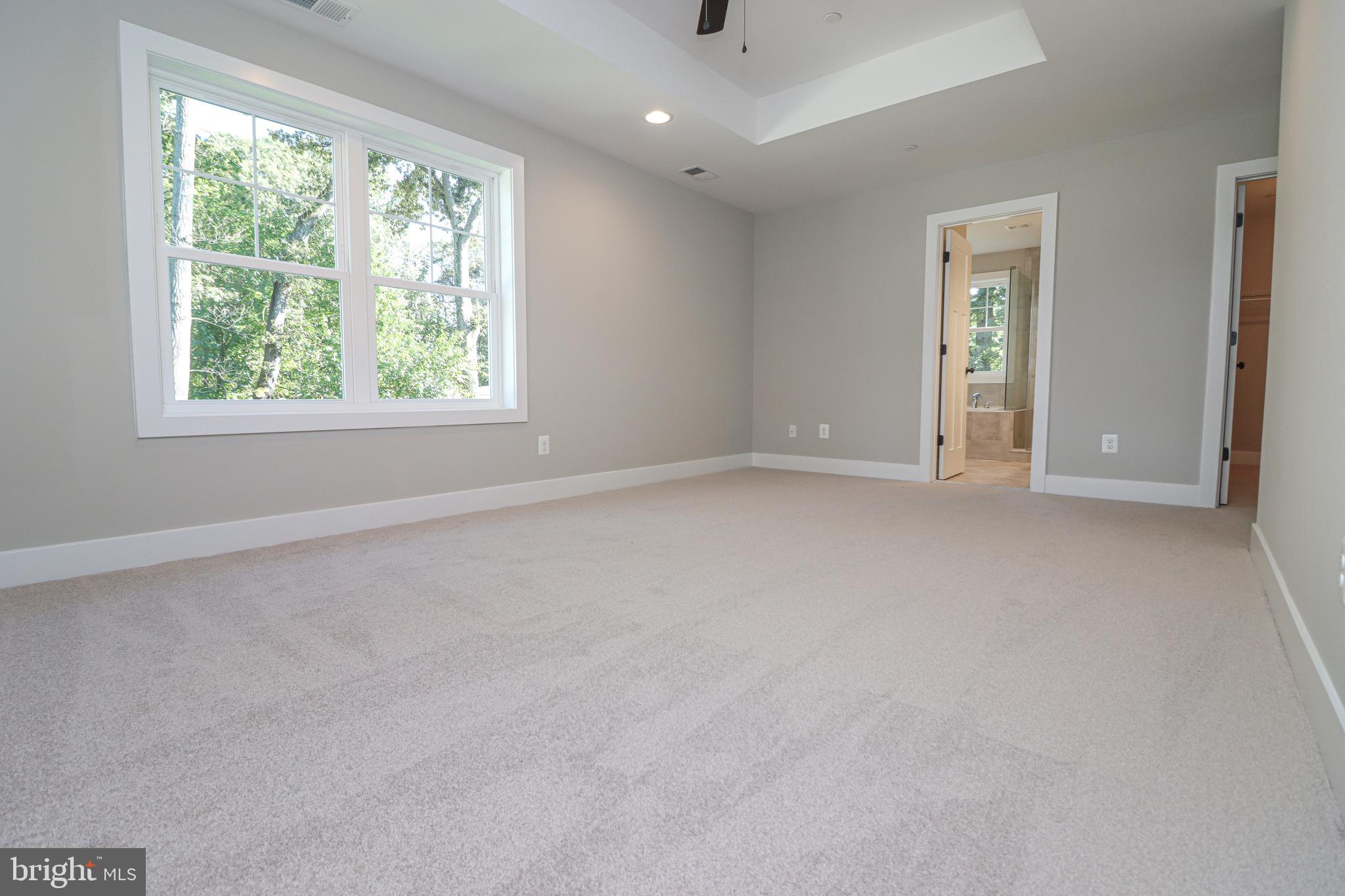 ROBINSON LANDING - Residential