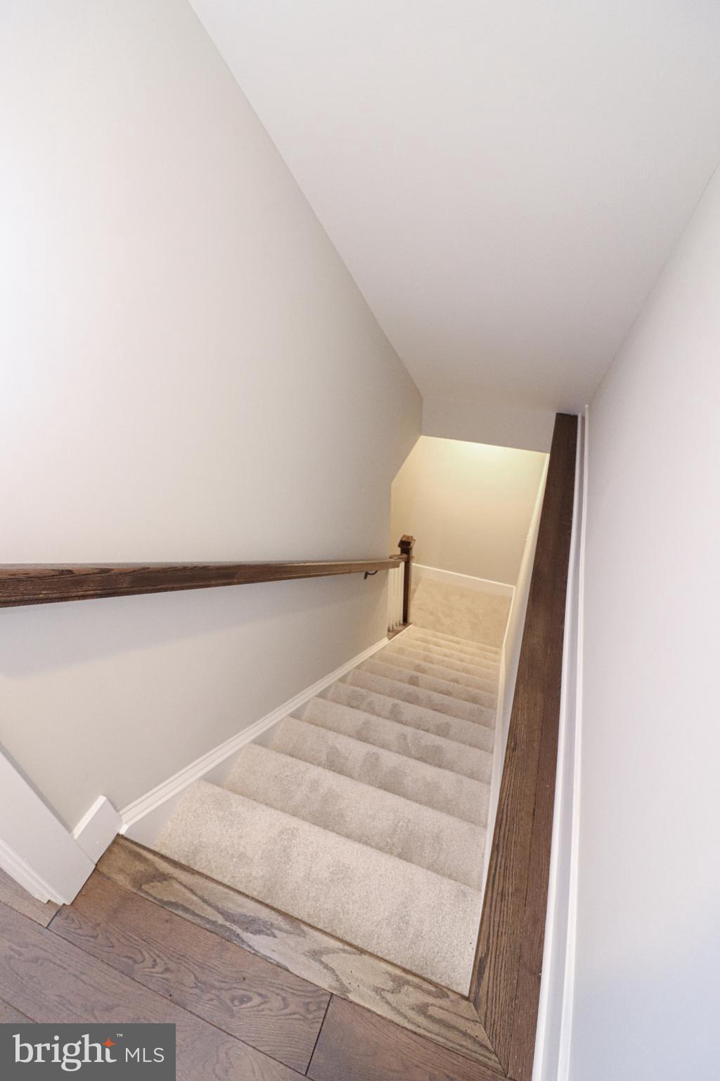 ROBINSON LANDING - Residential