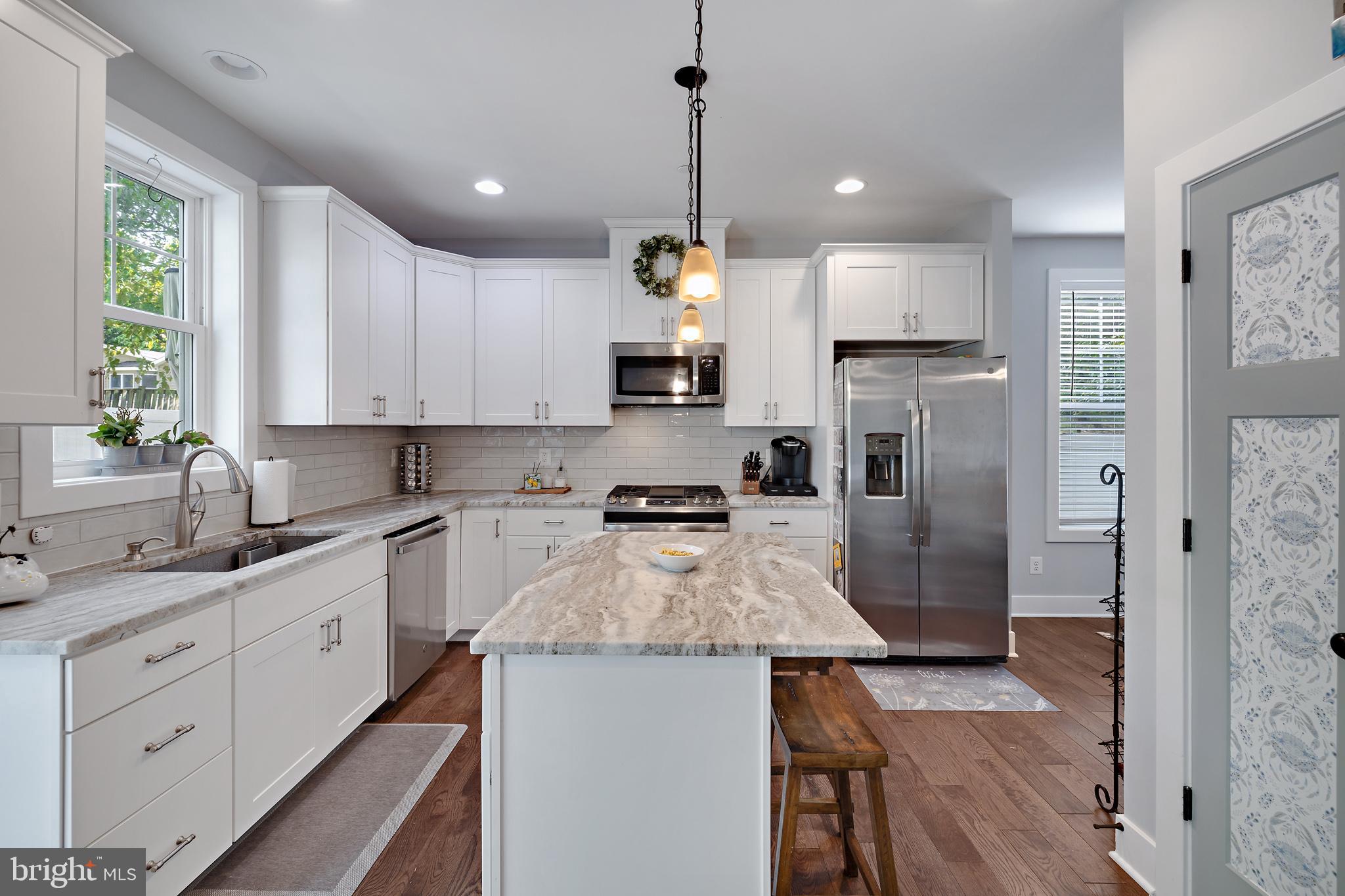 ROBINSON LANDING - Residential