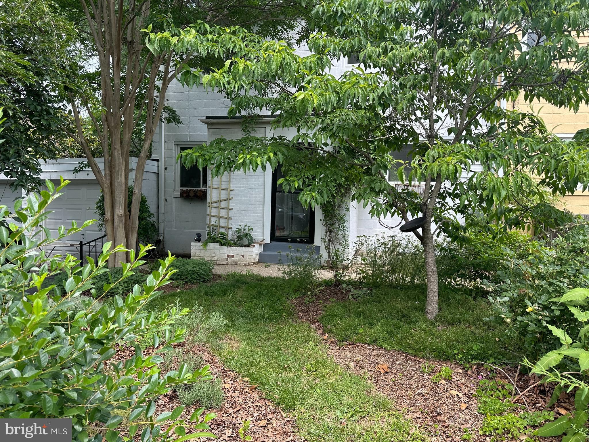3 GARDENWAY A