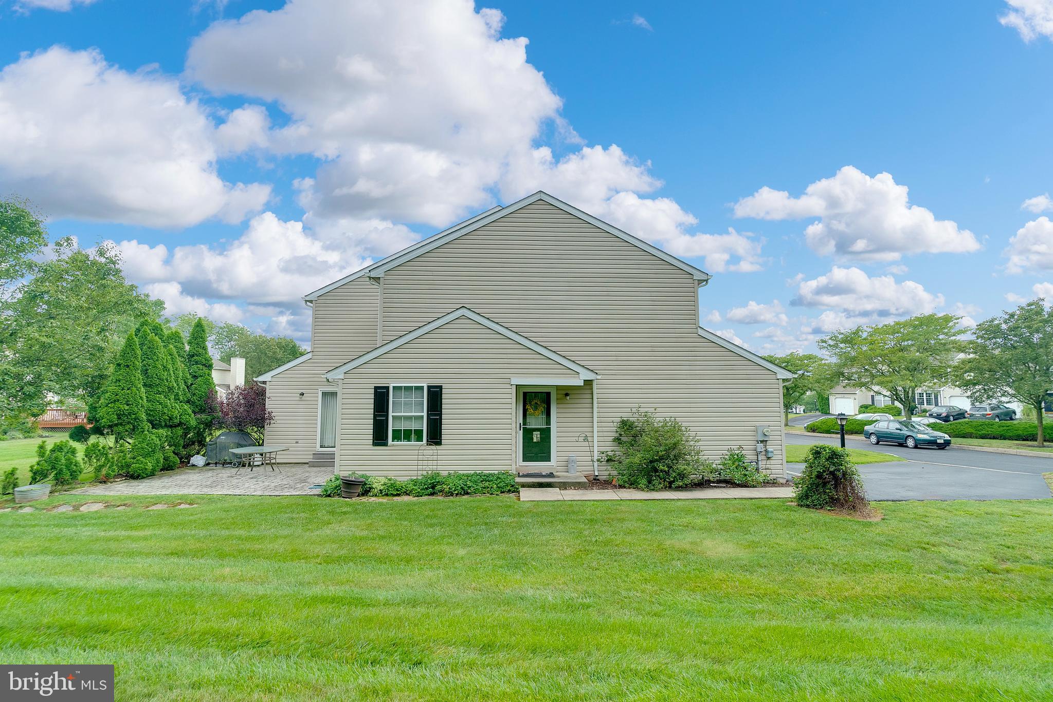 STONEGATE - Residential