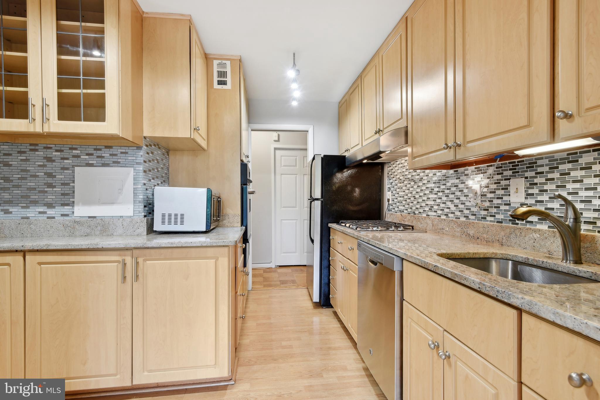 GROSVENOR PARK - Residential