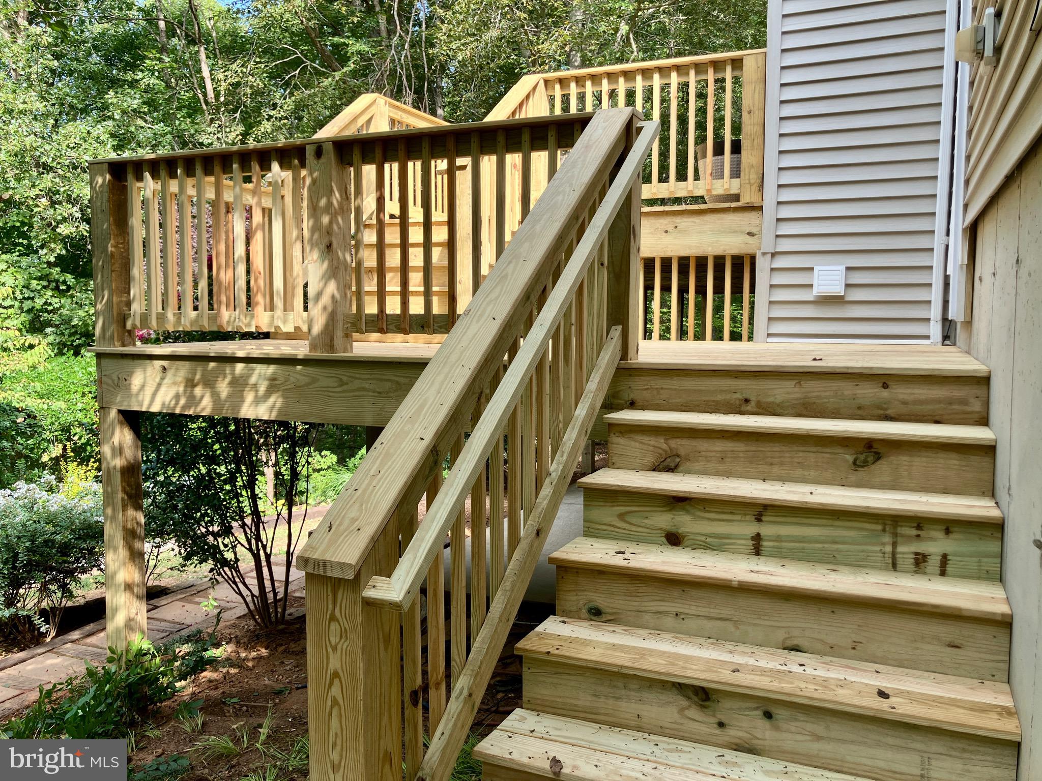 BYRD POINT - Residential