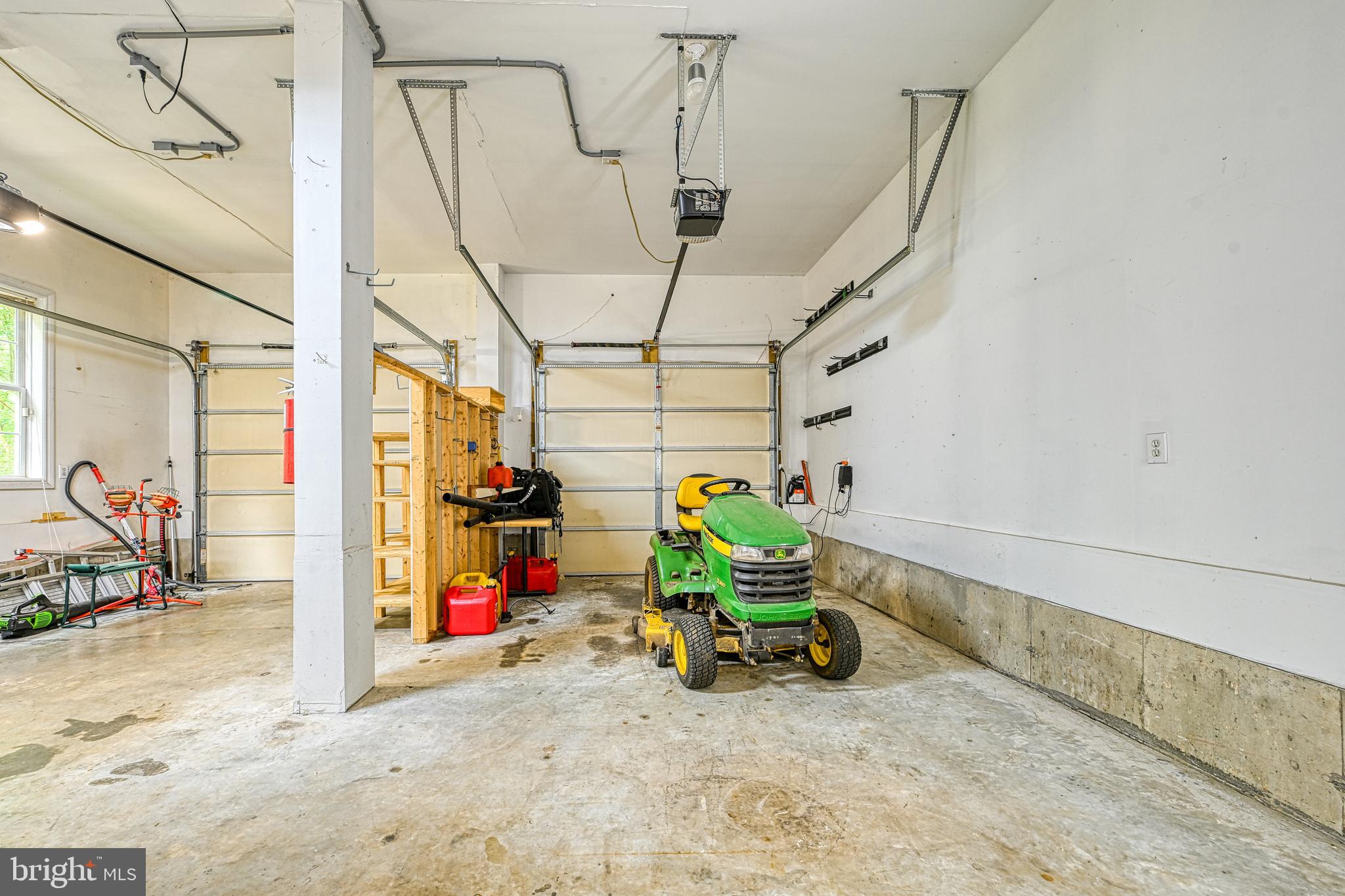 BYRD POINT - Residential