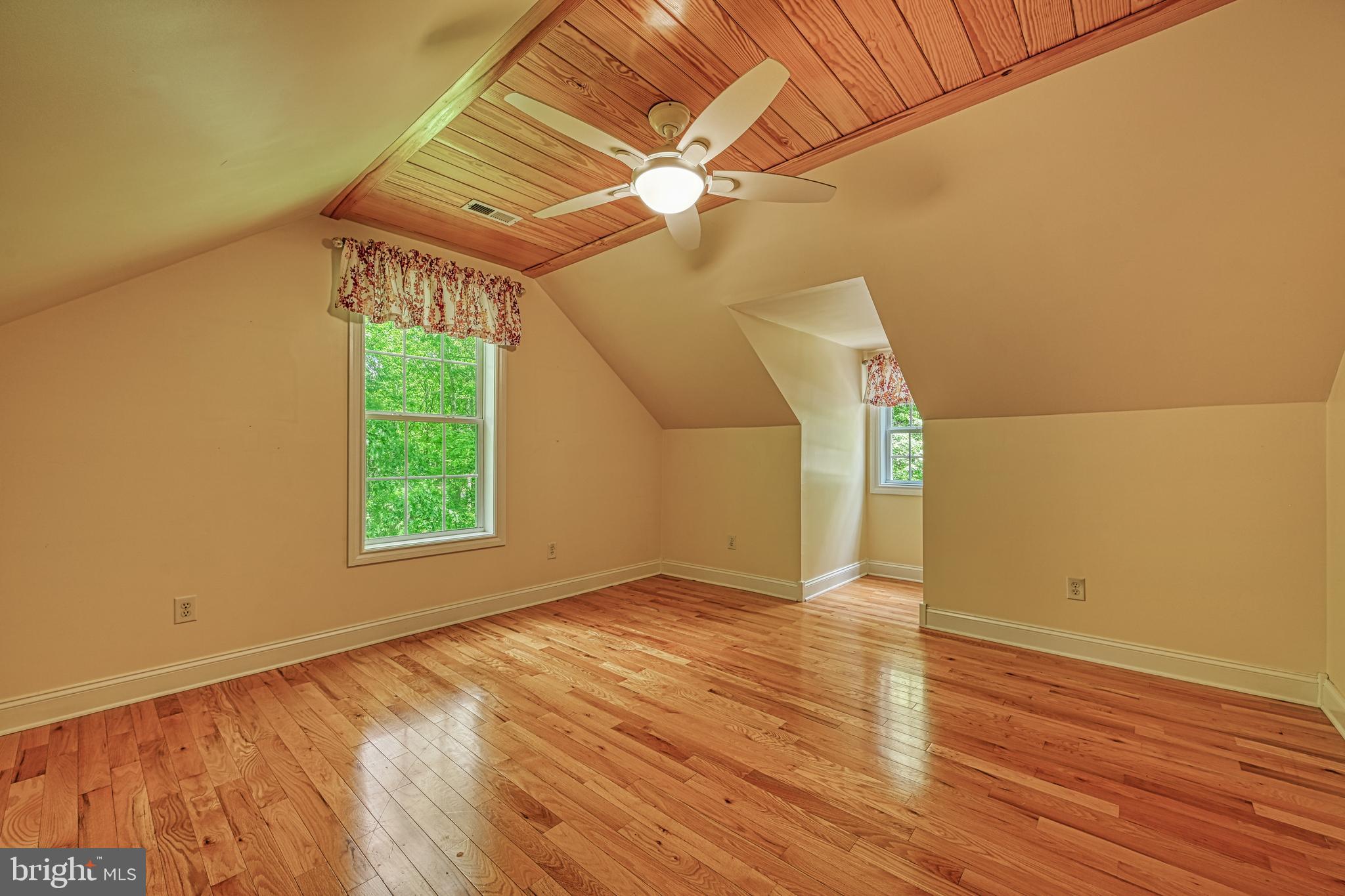 BYRD POINT - Residential