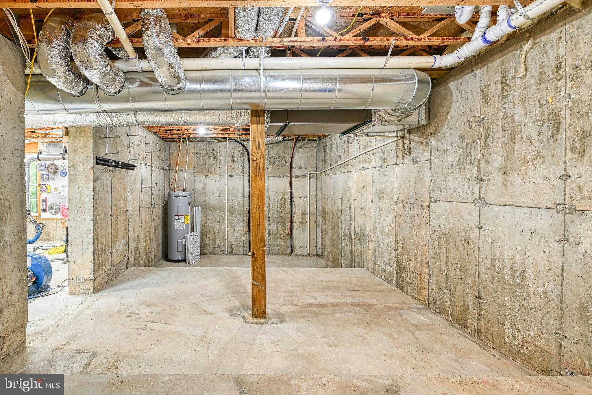 BYRD POINT - Residential