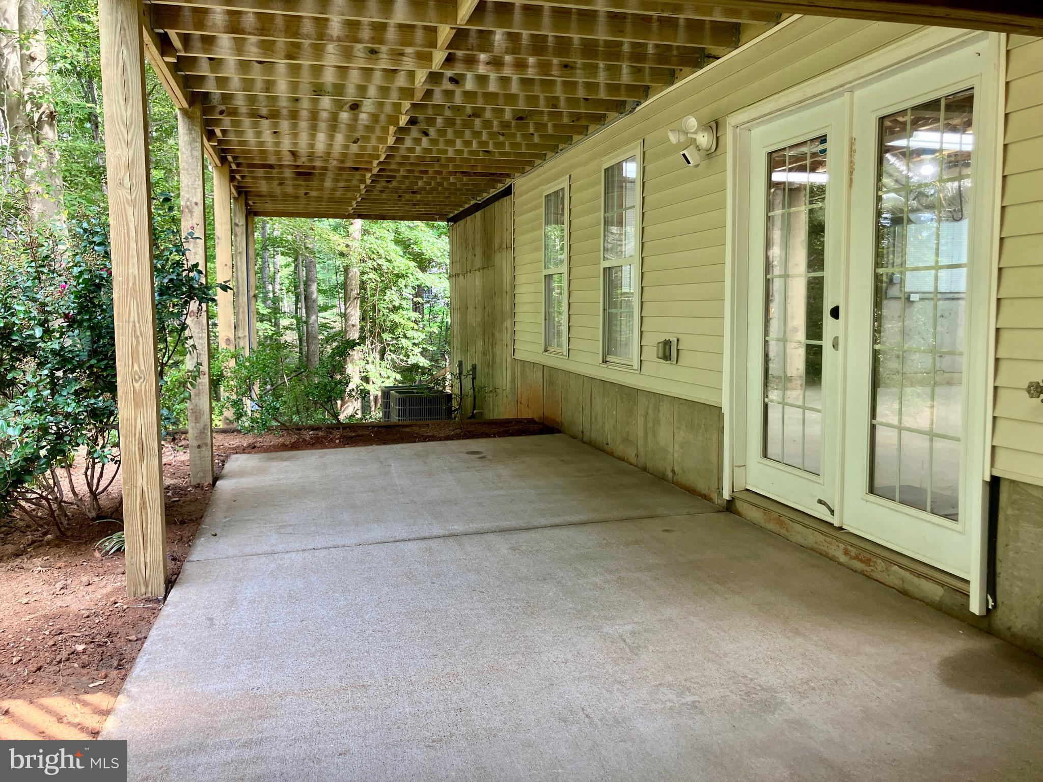 BYRD POINT - Residential