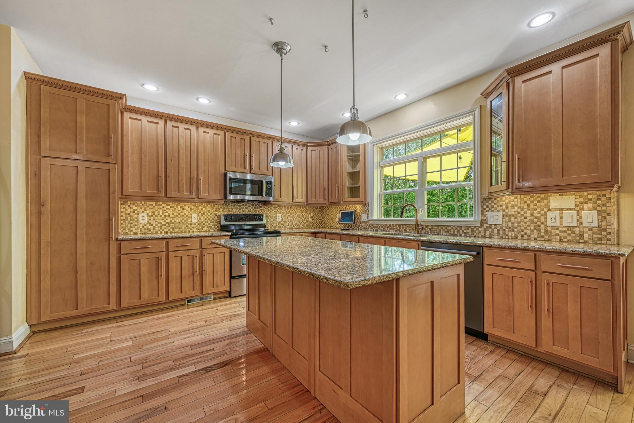 BYRD POINT - Residential