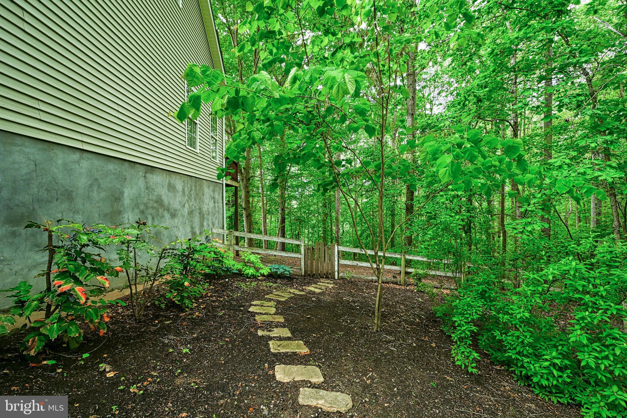 BYRD POINT - Residential