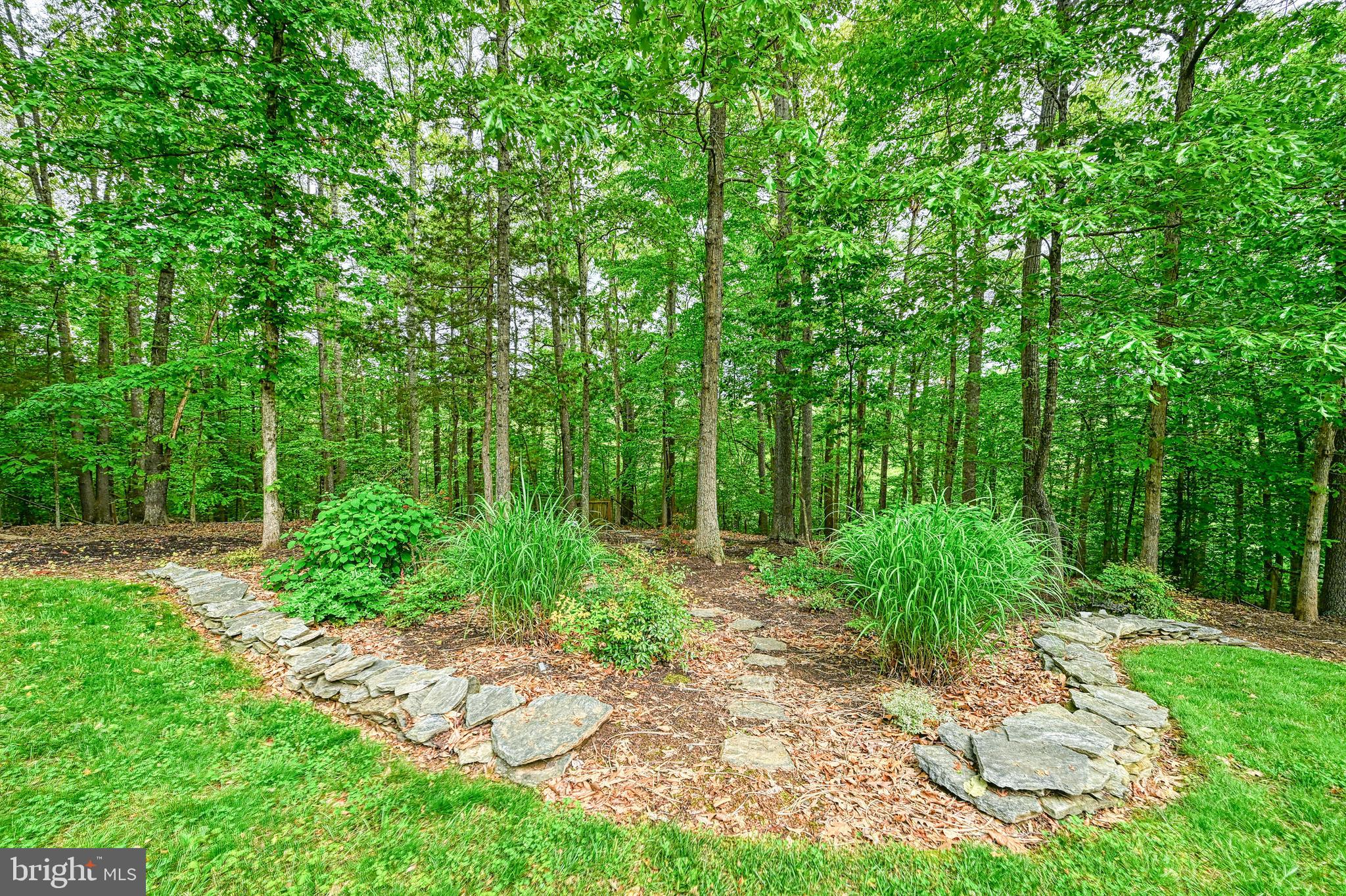 BYRD POINT - Residential