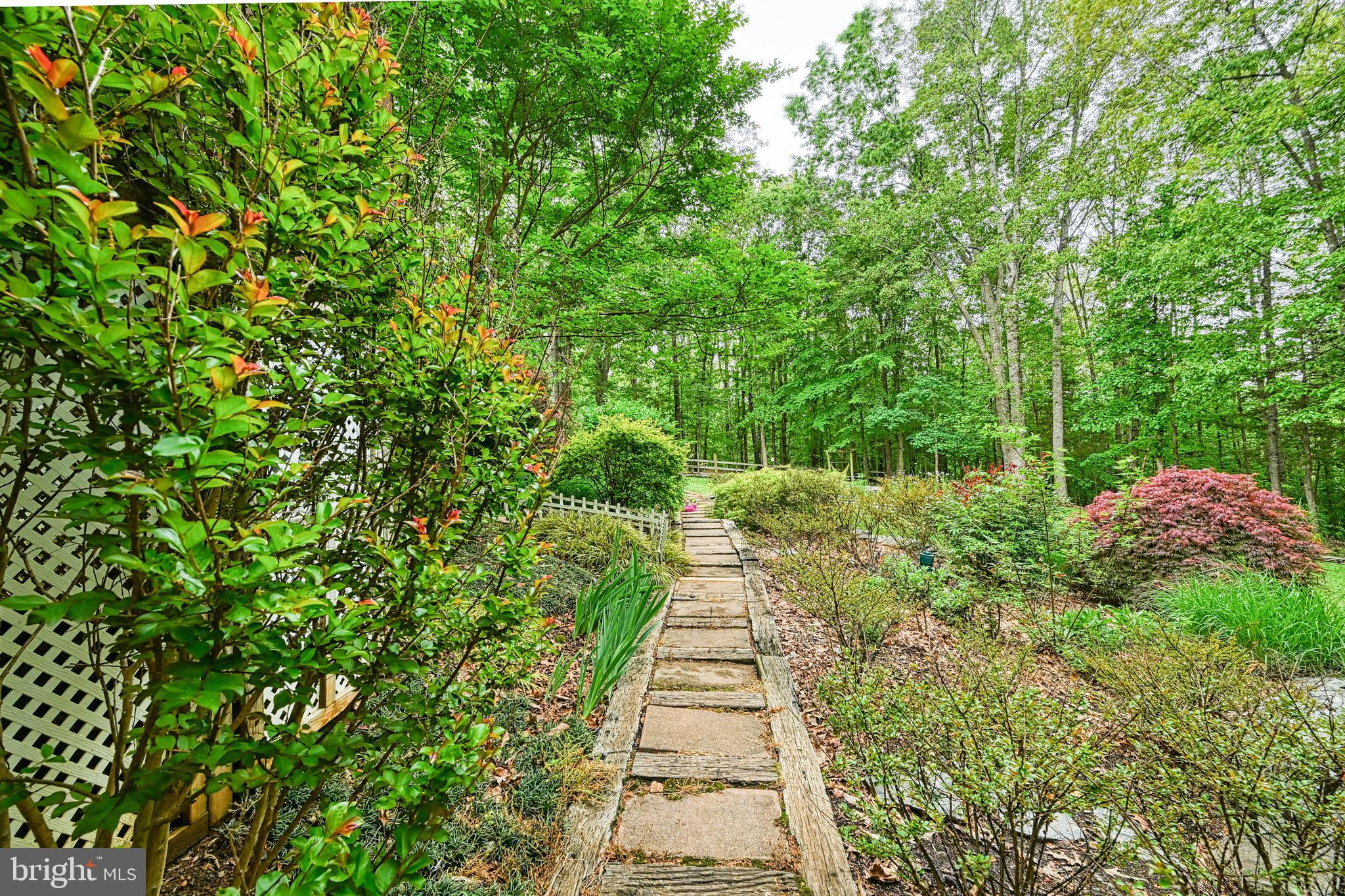 BYRD POINT - Residential