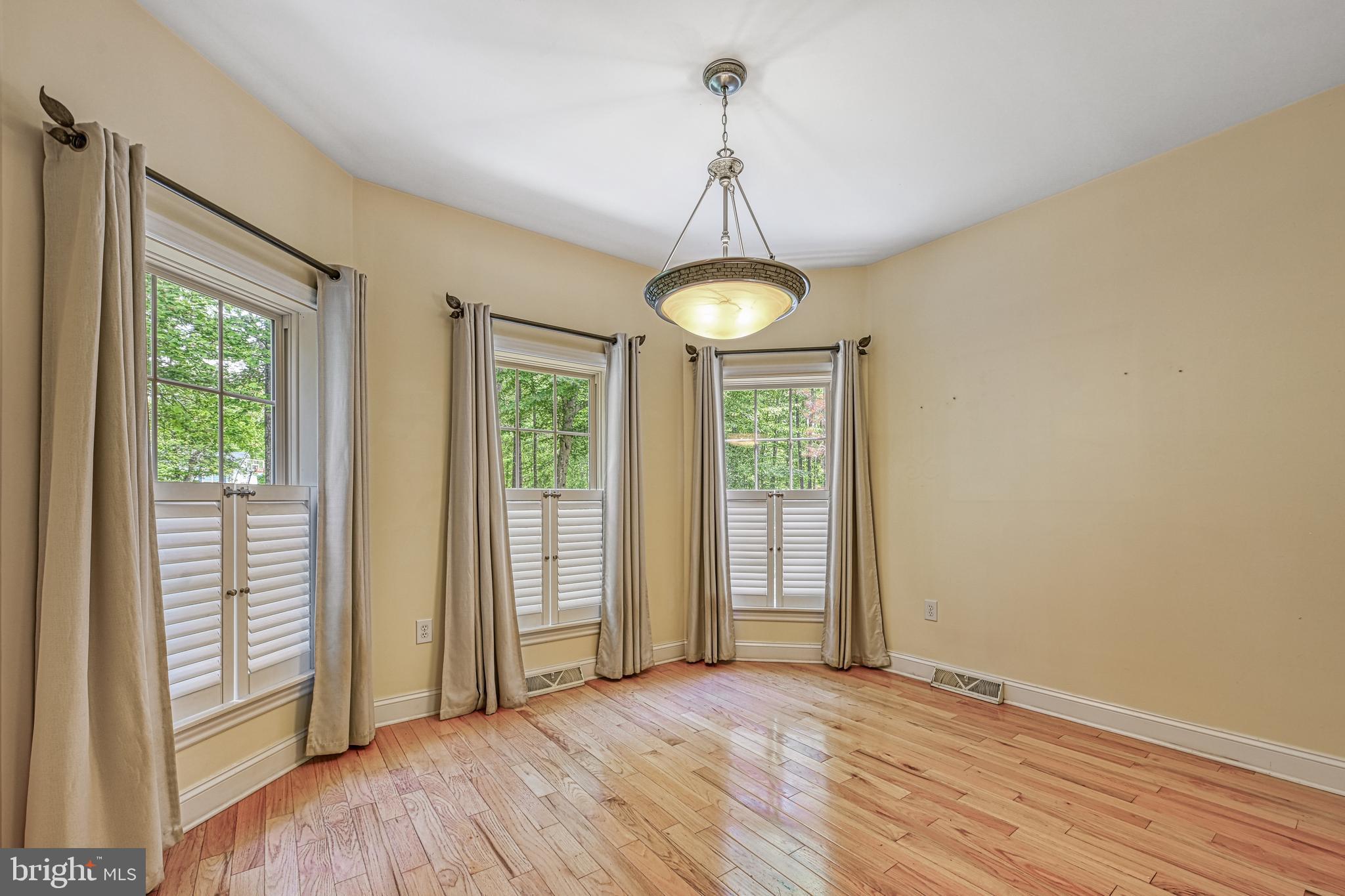 BYRD POINT - Residential