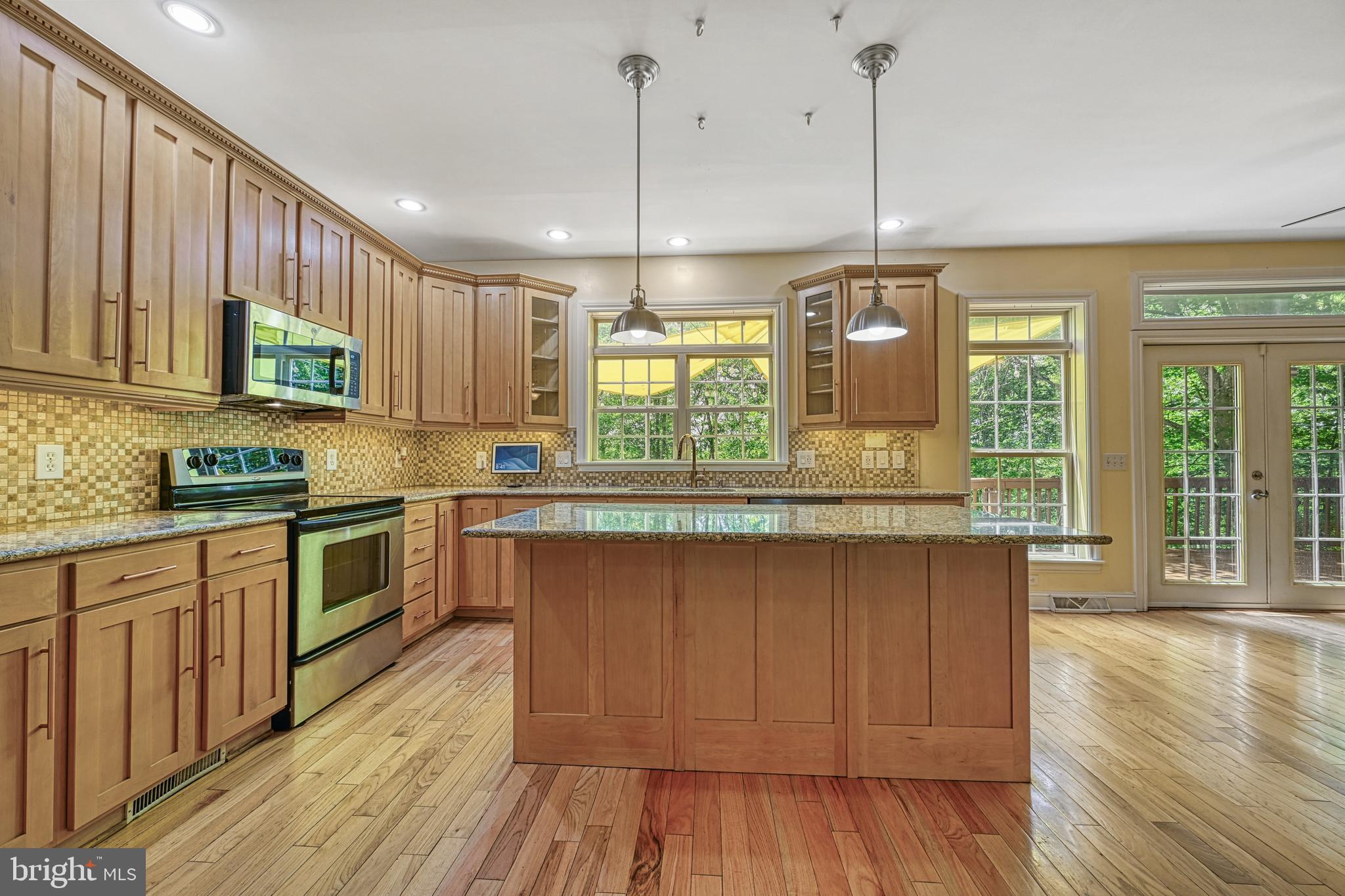 BYRD POINT - Residential