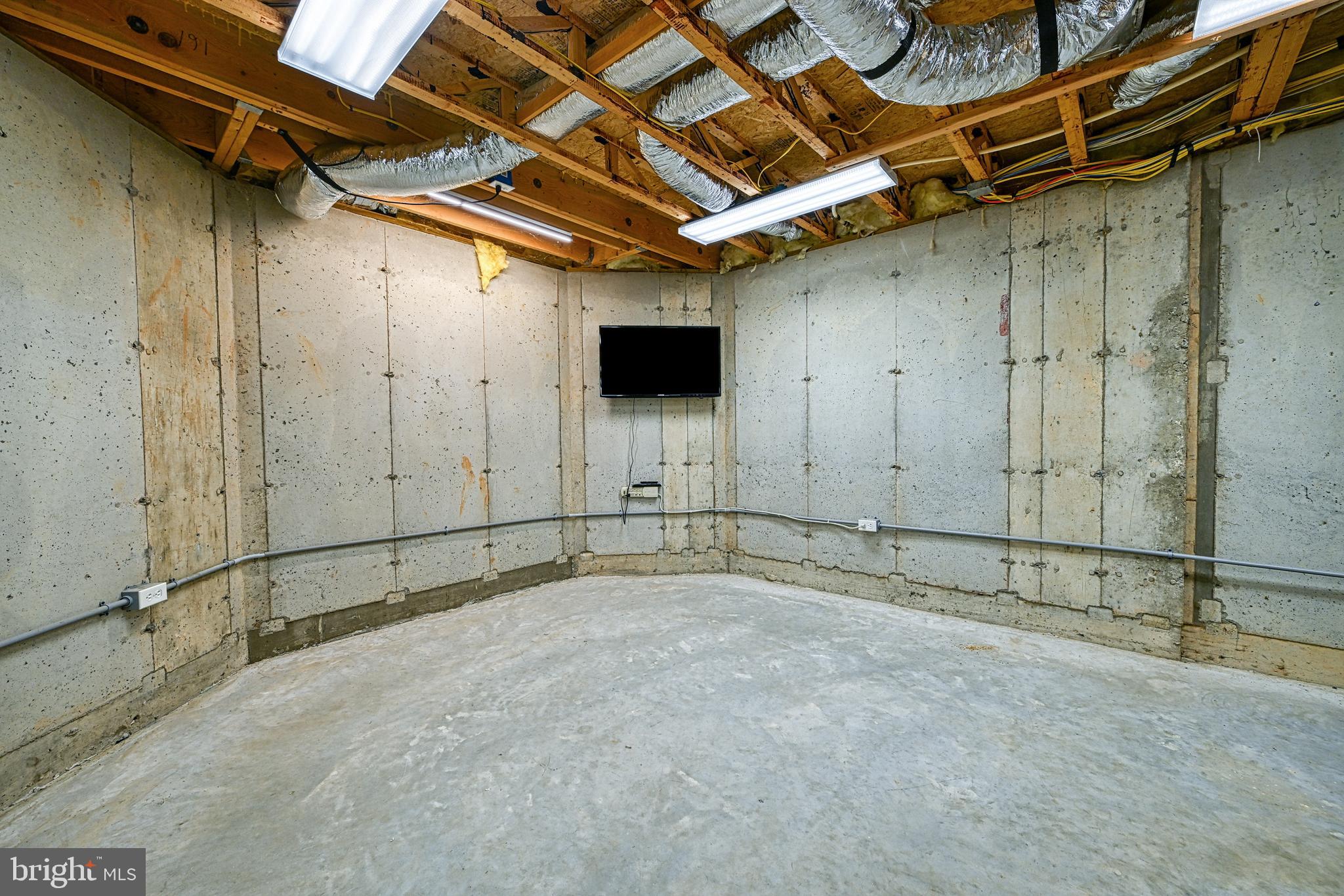 BYRD POINT - Residential