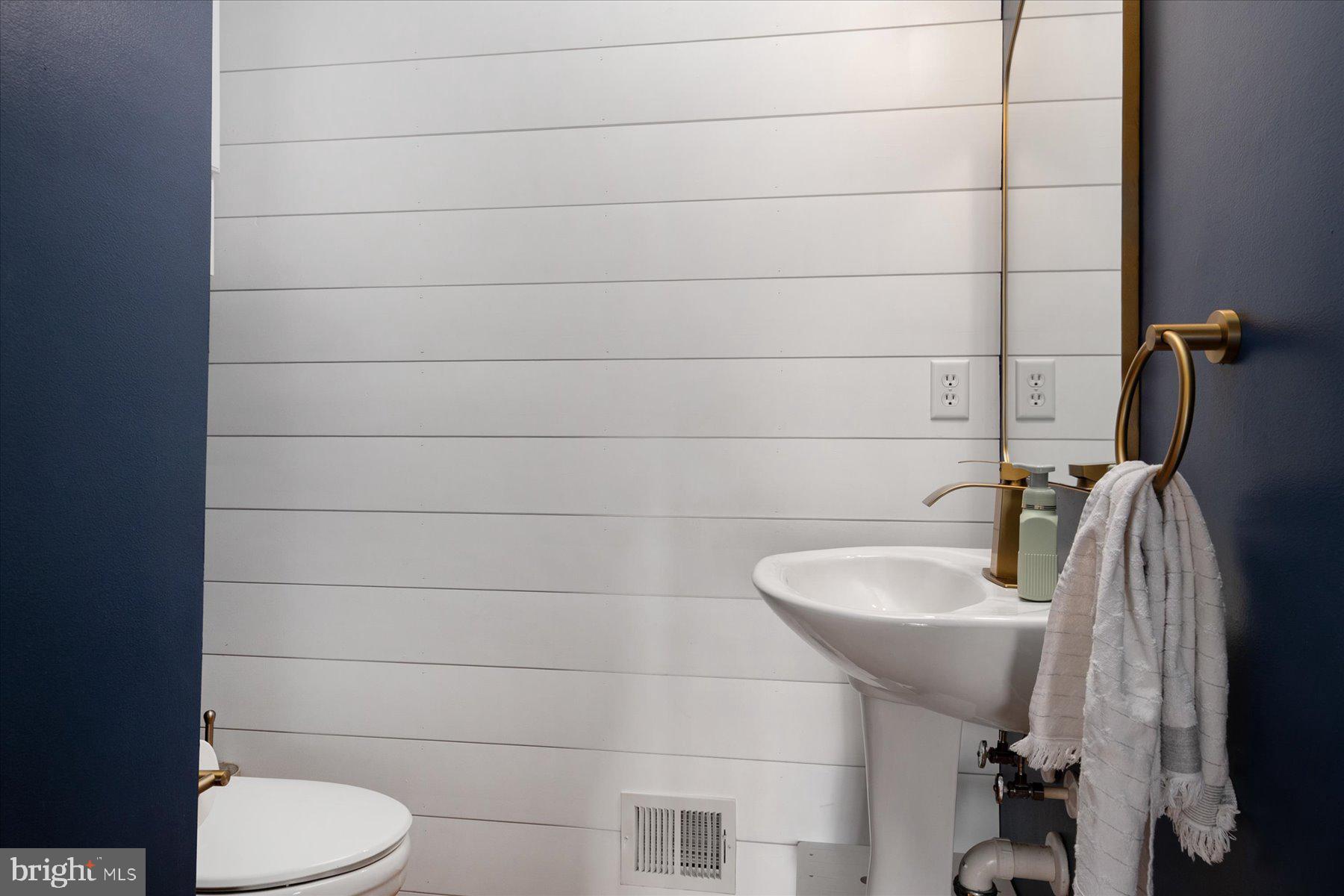 NORTH BROOK - Residential