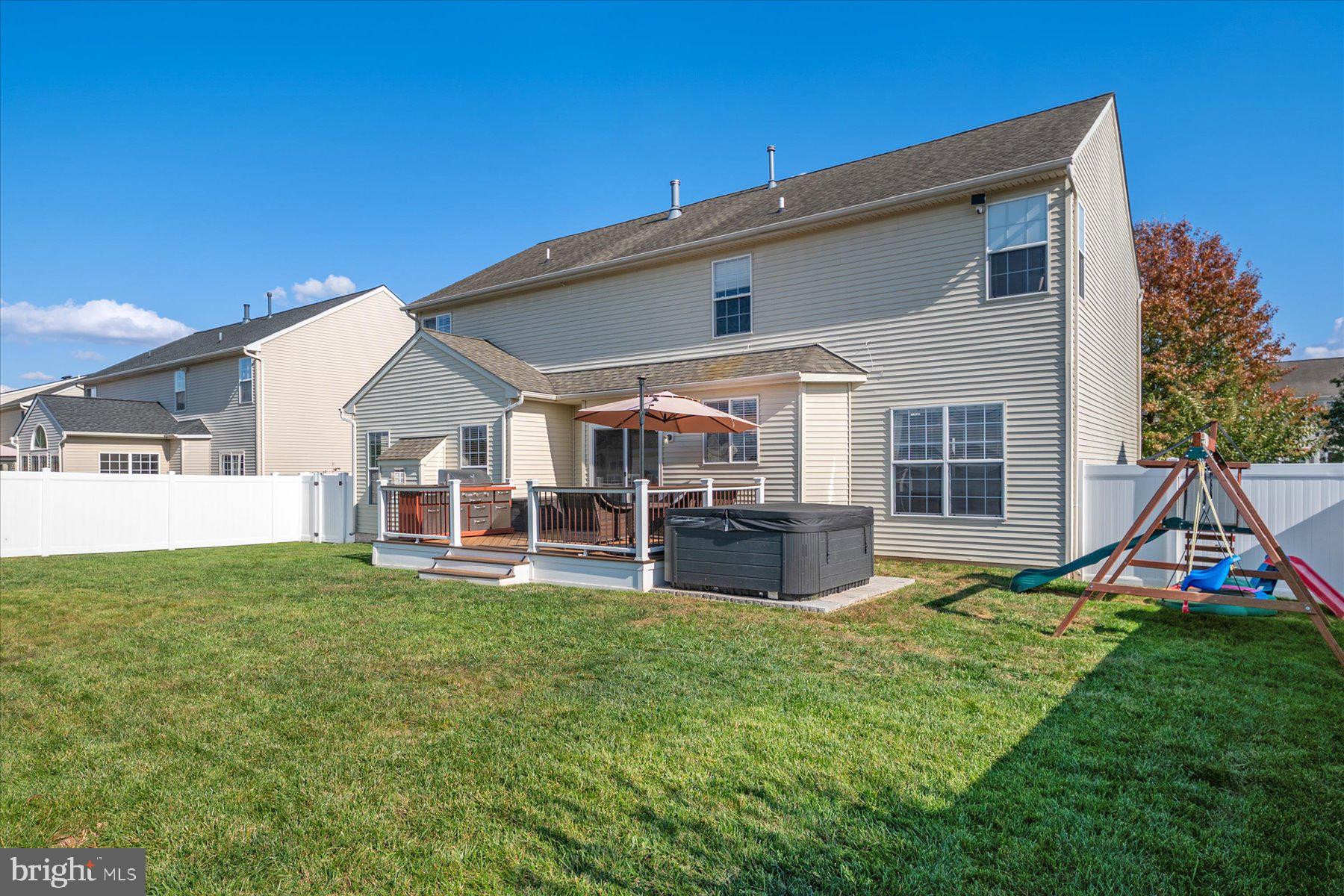 NORTH BROOK - Residential