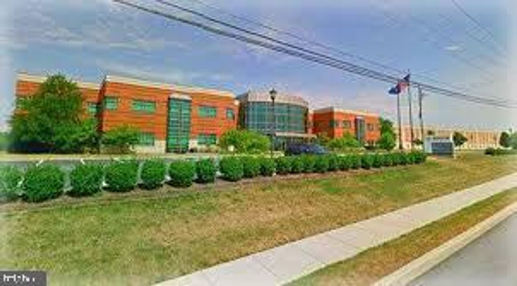 Photo of 850 Greenfield Road, LANCASTER, PA 17601 (MLS # PALA2081588)