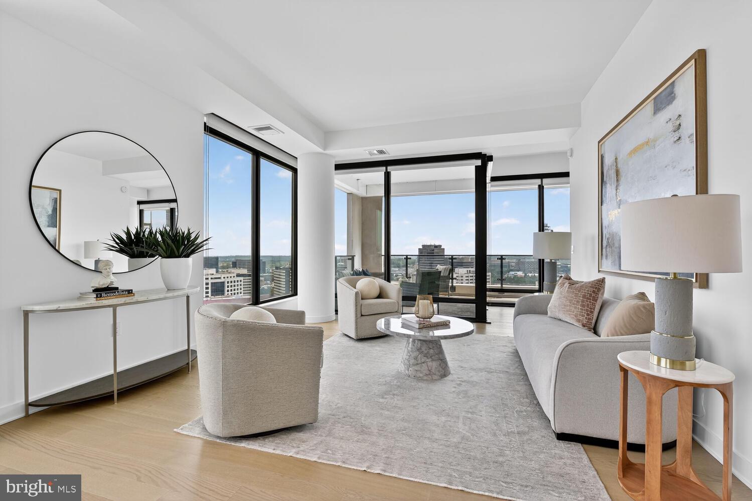 THE BORO TYSONS - Residential