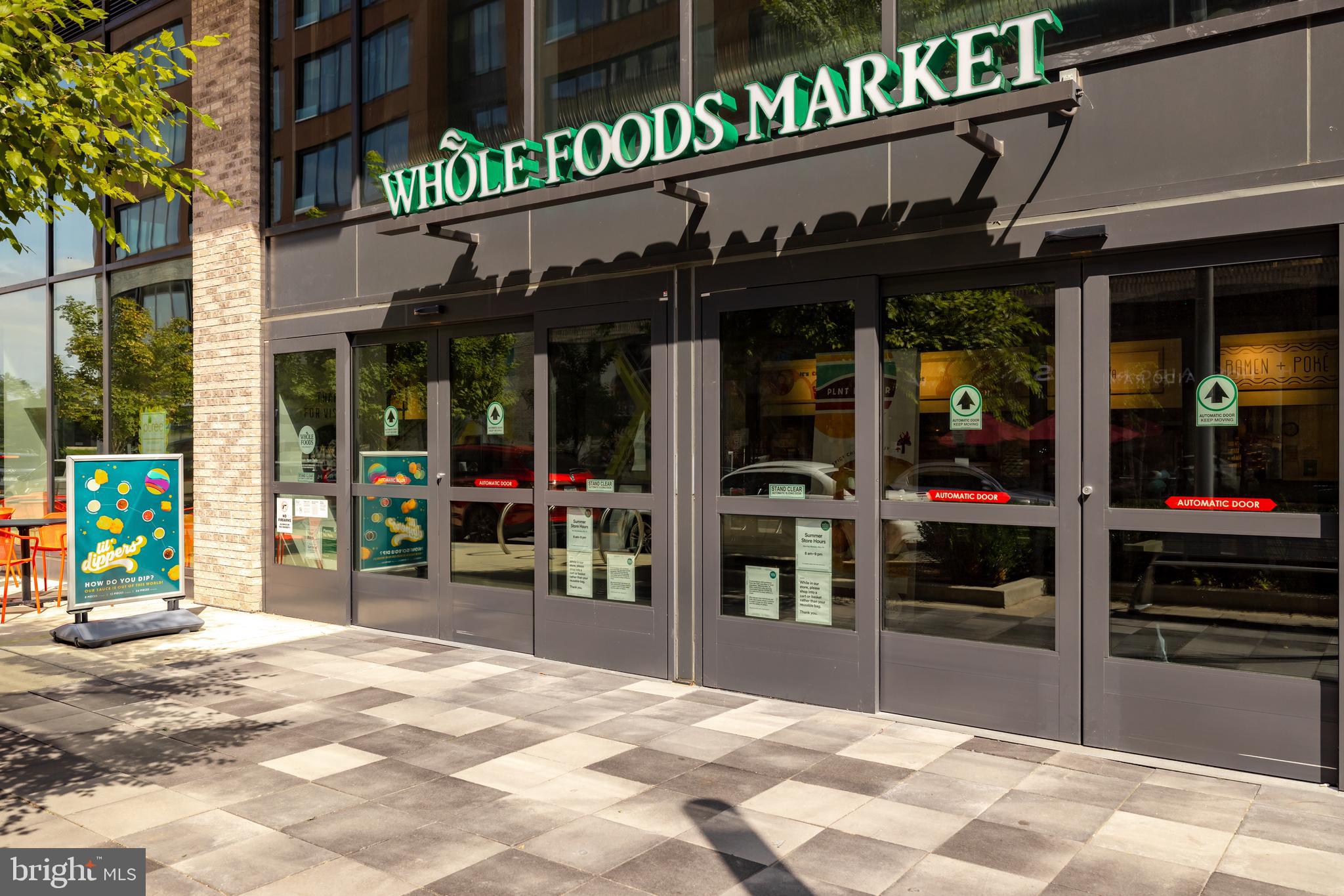 THE BORO TYSONS - Residential