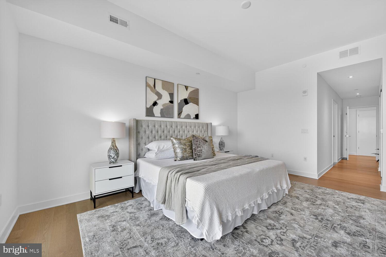 THE BORO TYSONS - Residential