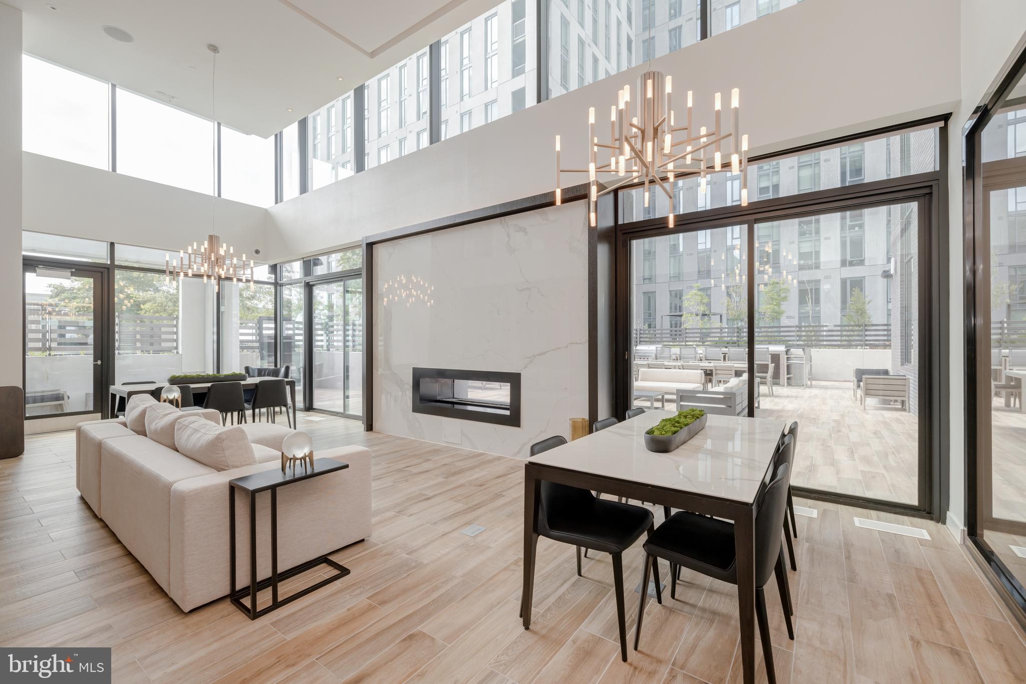 THE BORO TYSONS - Residential