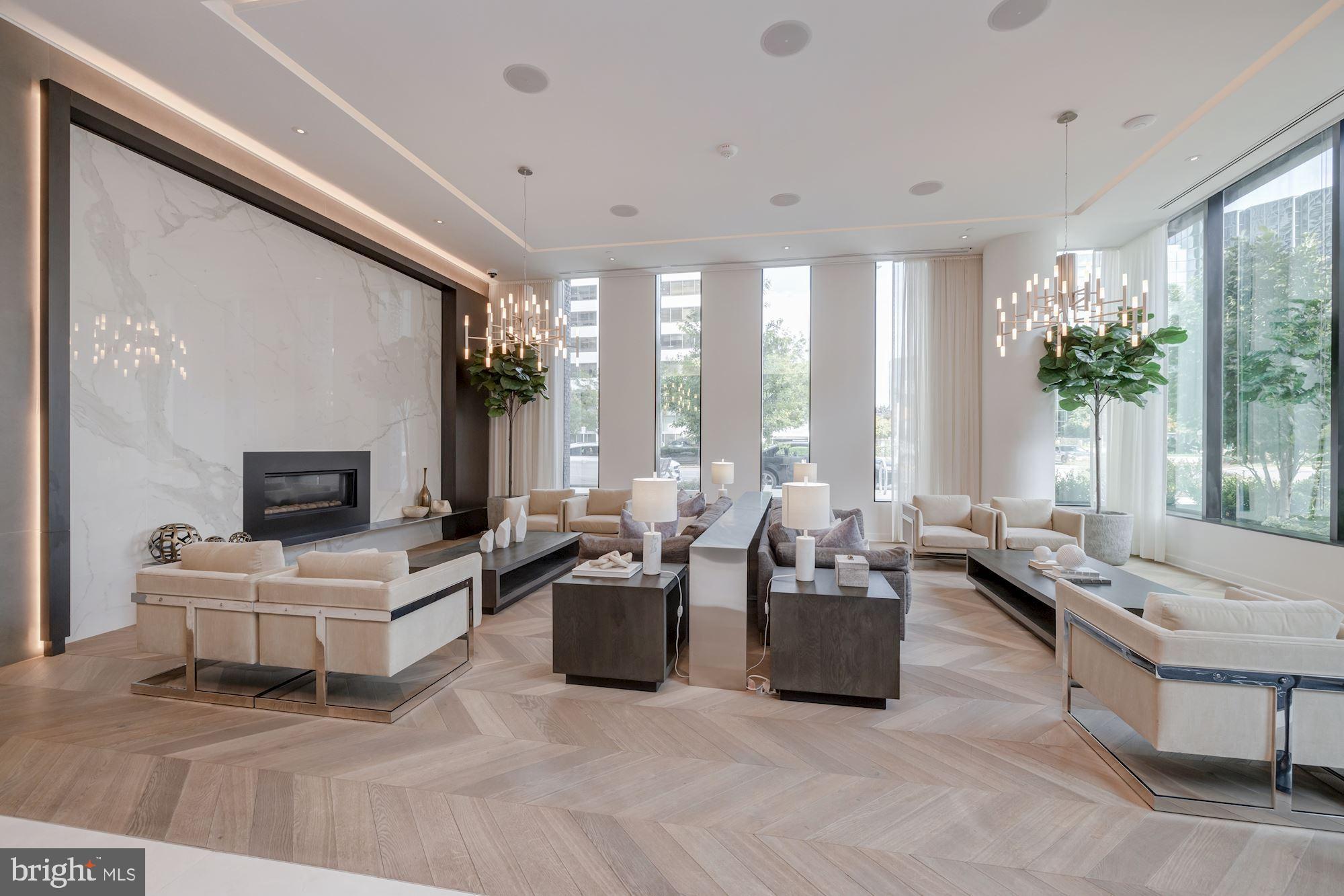 THE BORO TYSONS - Residential