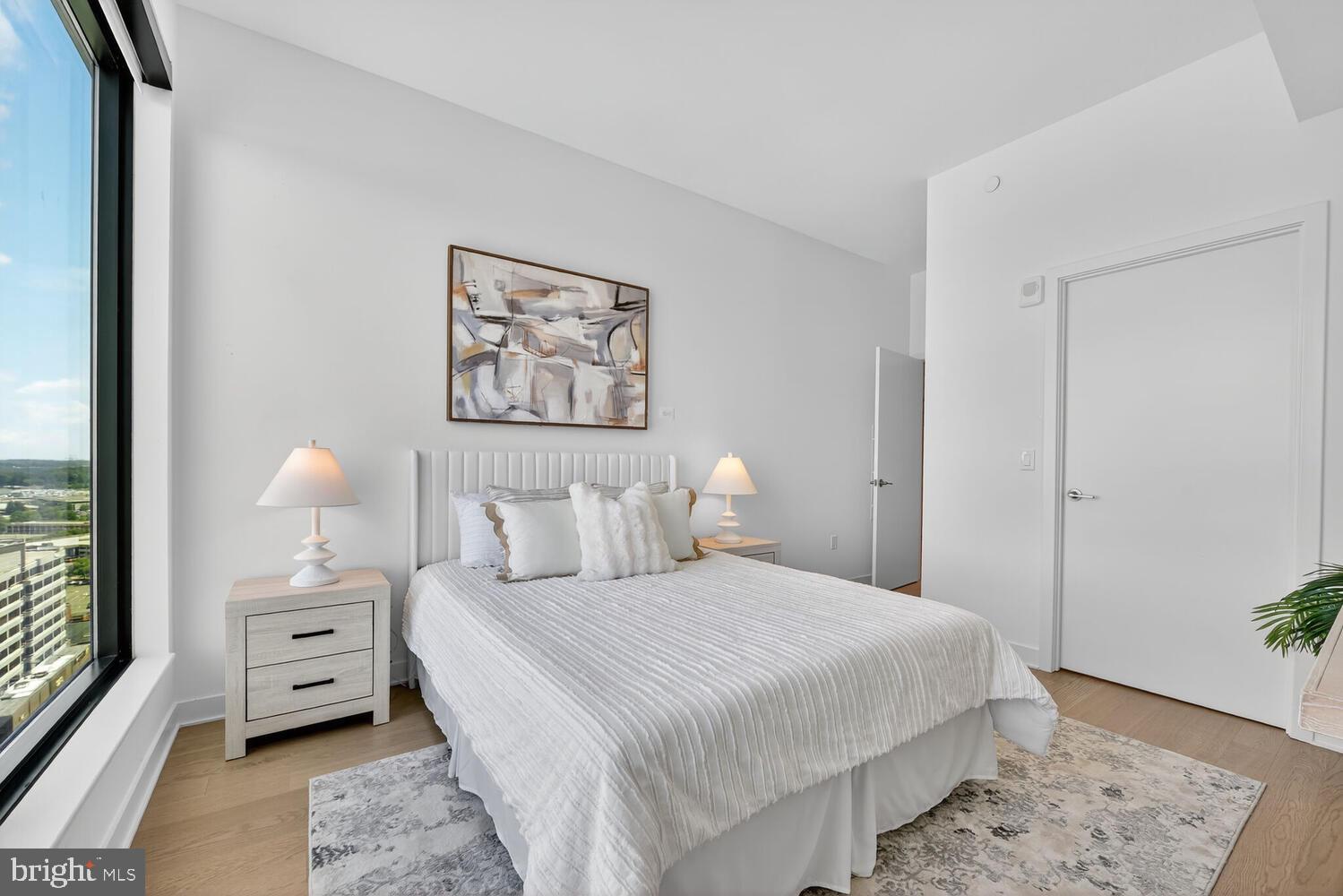 THE BORO TYSONS - Residential