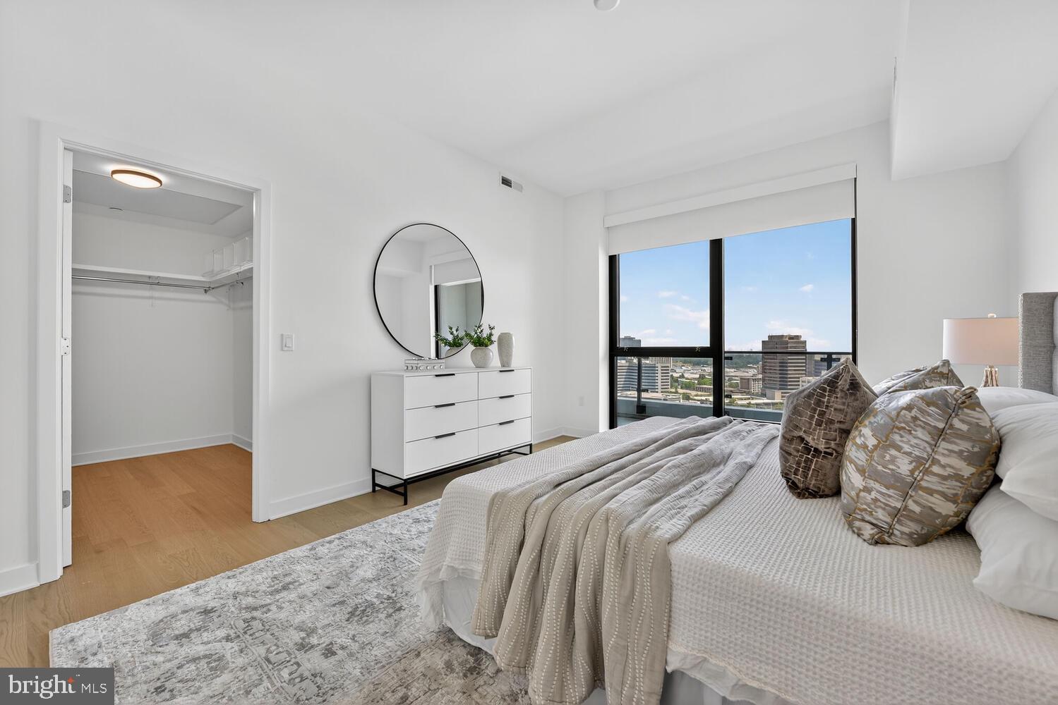 THE BORO TYSONS - Residential