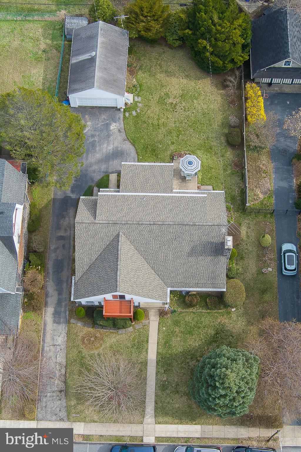 LLANERCH - Residential