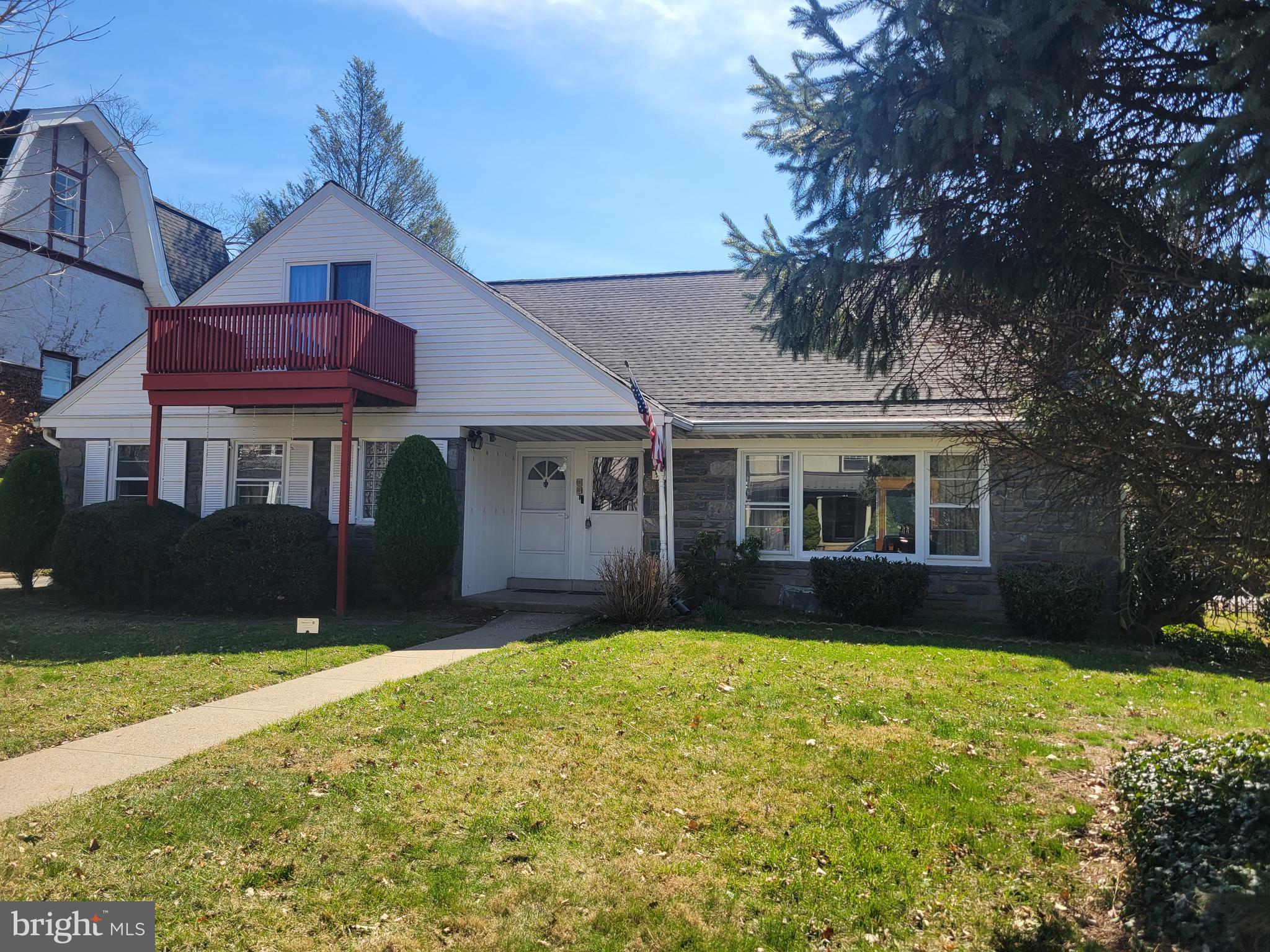 LLANERCH - Residential