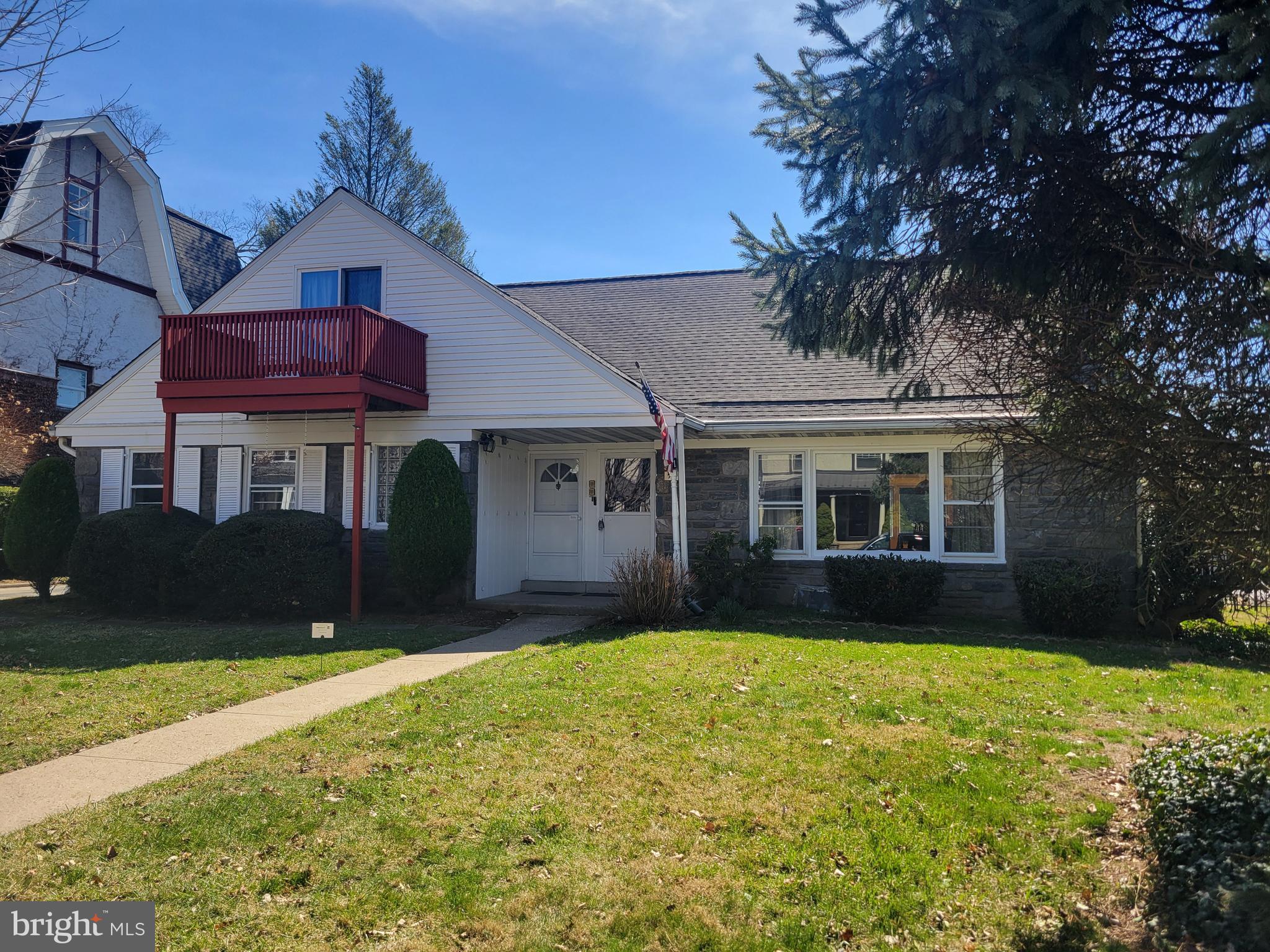 LLANERCH - Residential