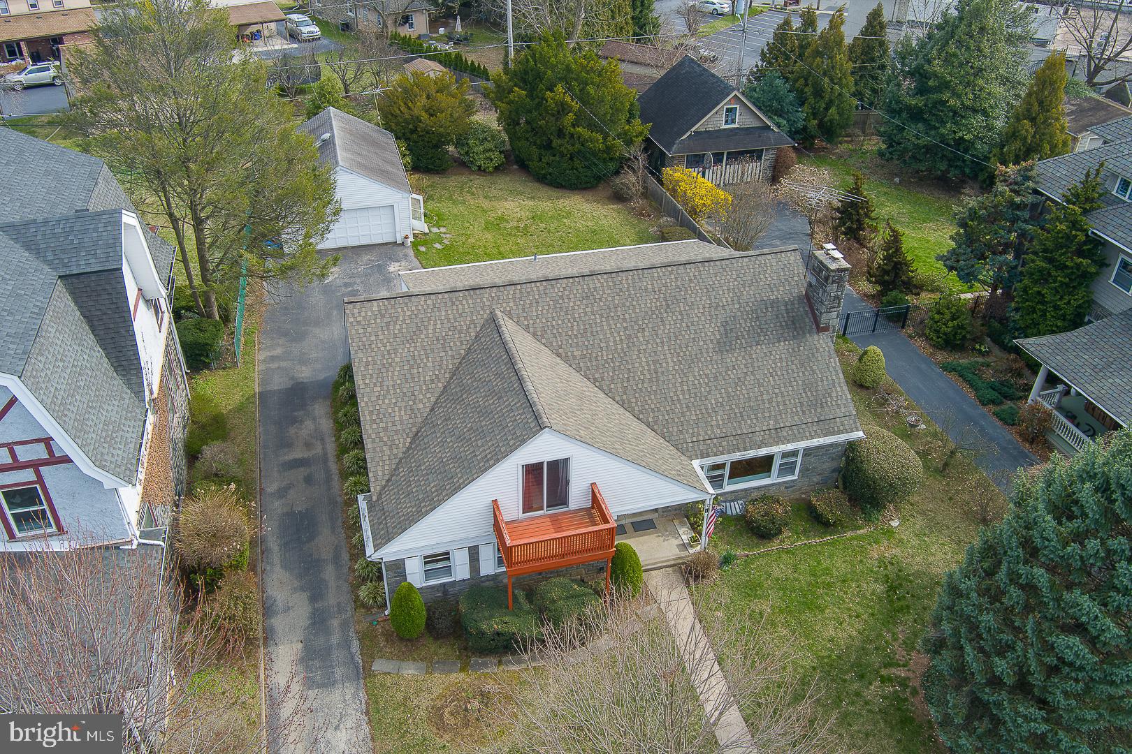 LLANERCH - Residential