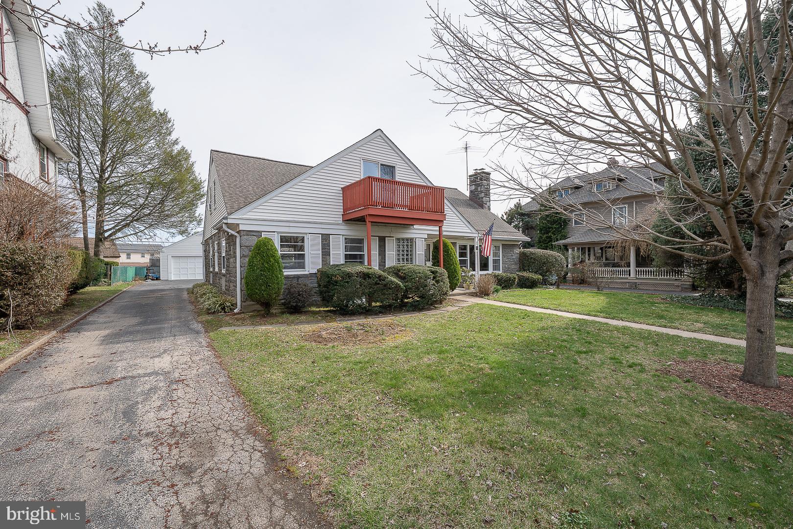 LLANERCH - Residential