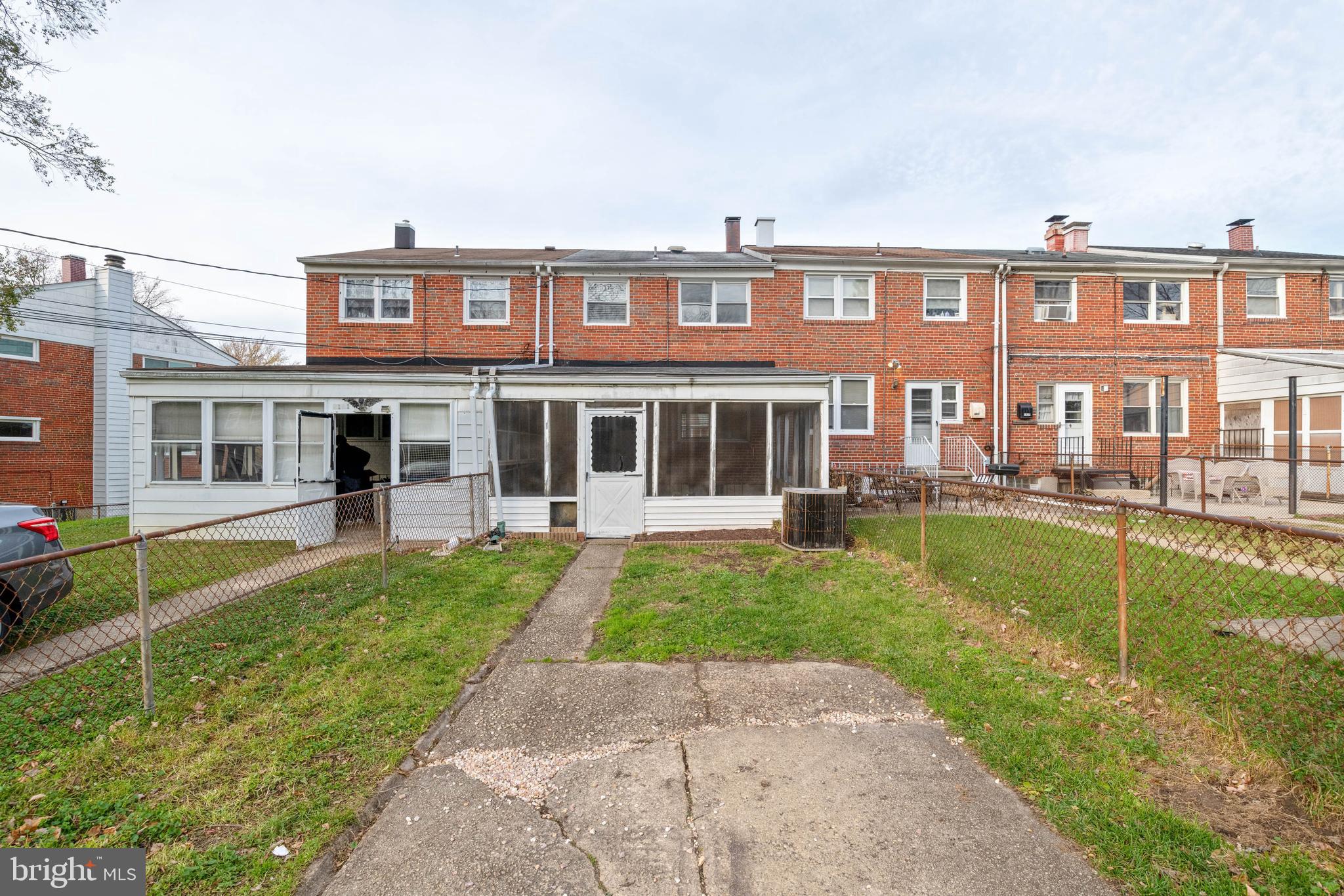 OAKLEIGH - Residential