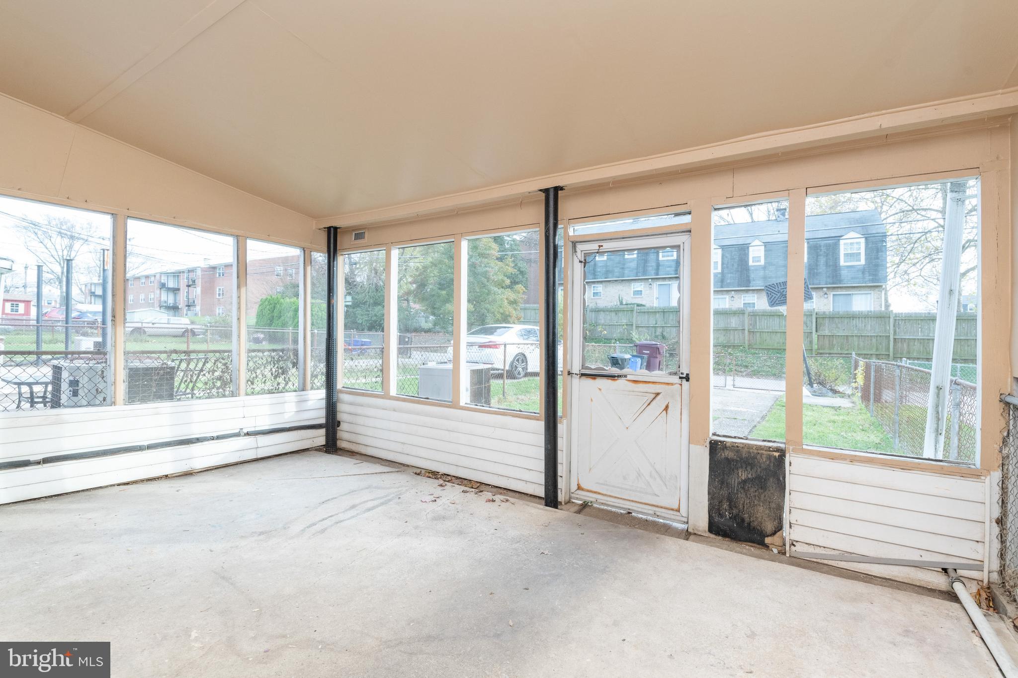 OAKLEIGH - Residential