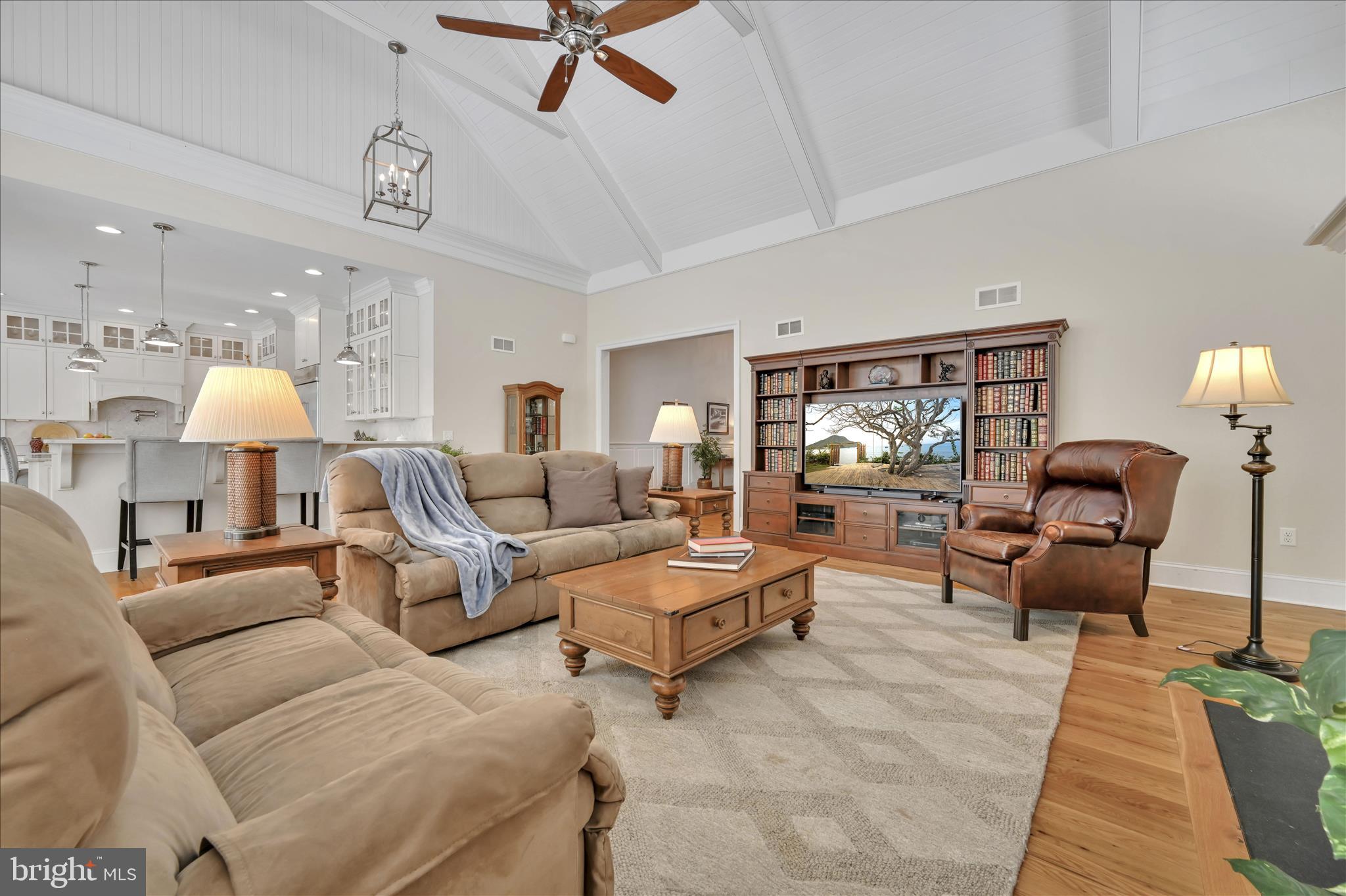 FERN LANE - Residential