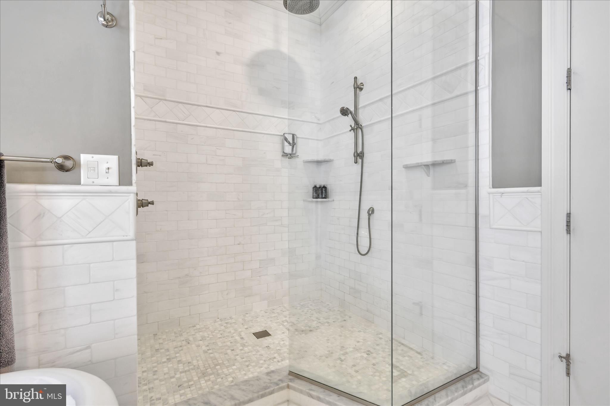 FERN LANE - Residential