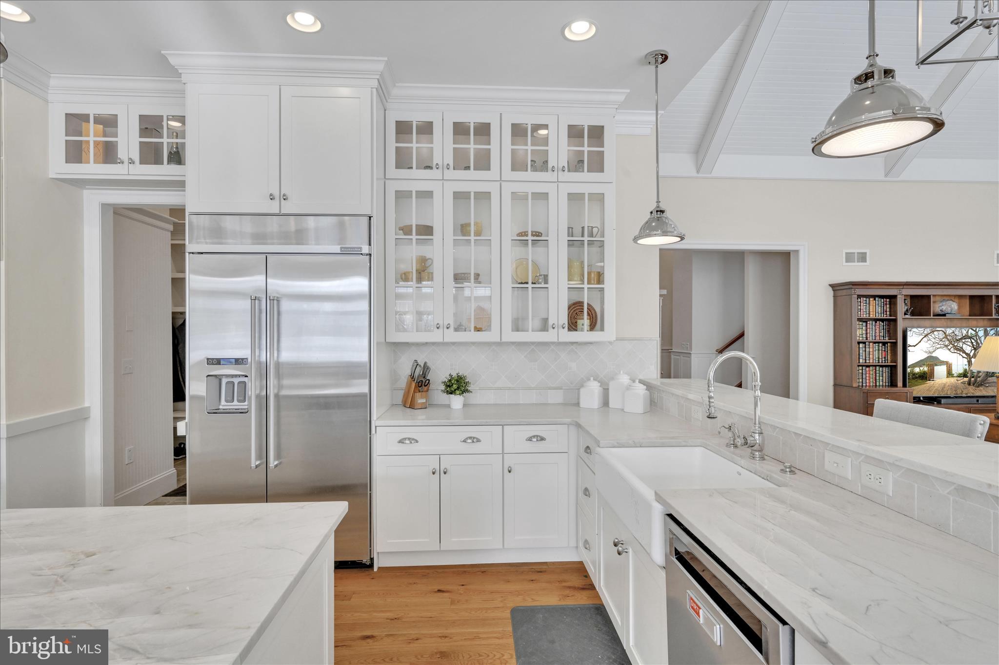 FERN LANE - Residential