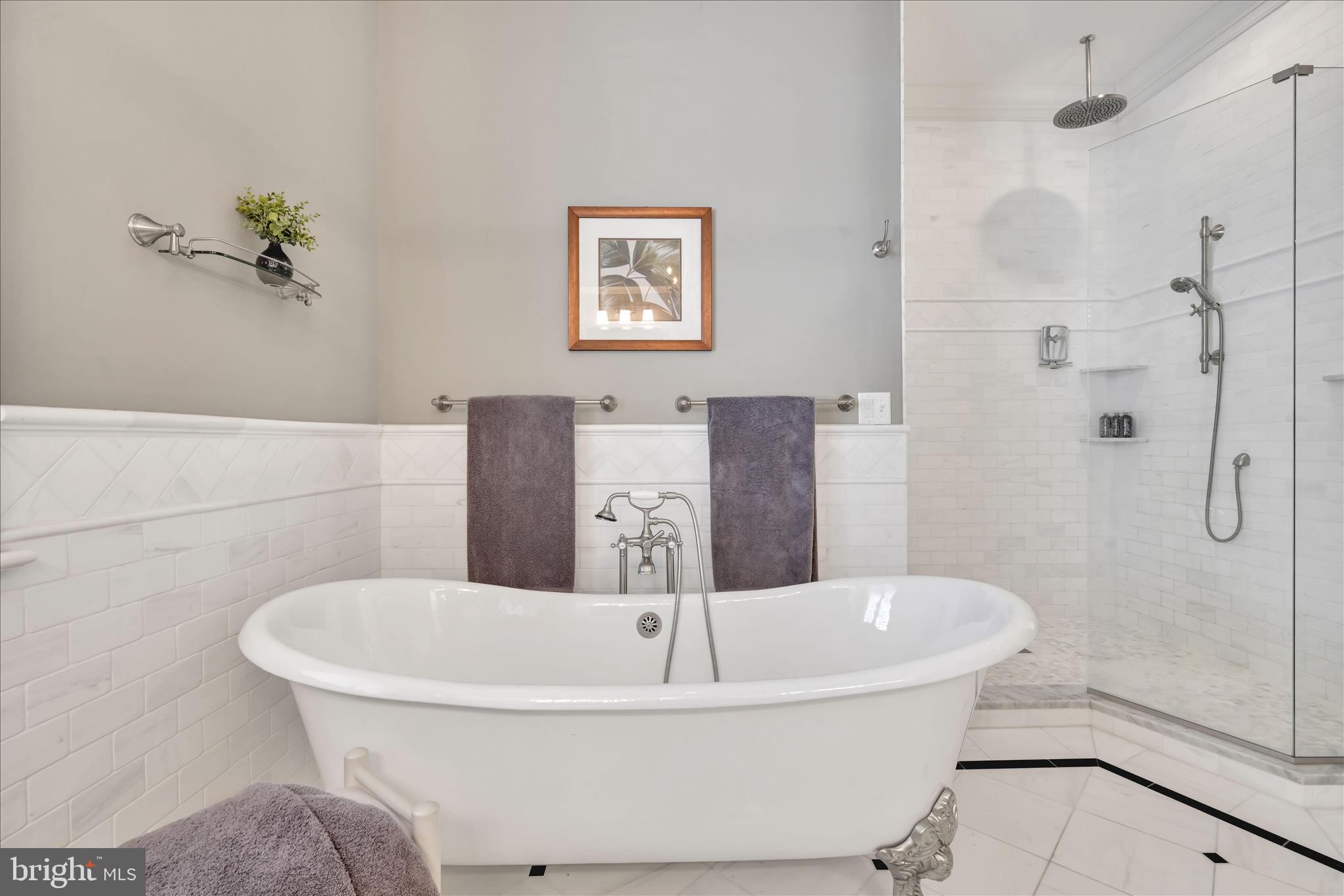 FERN LANE - Residential