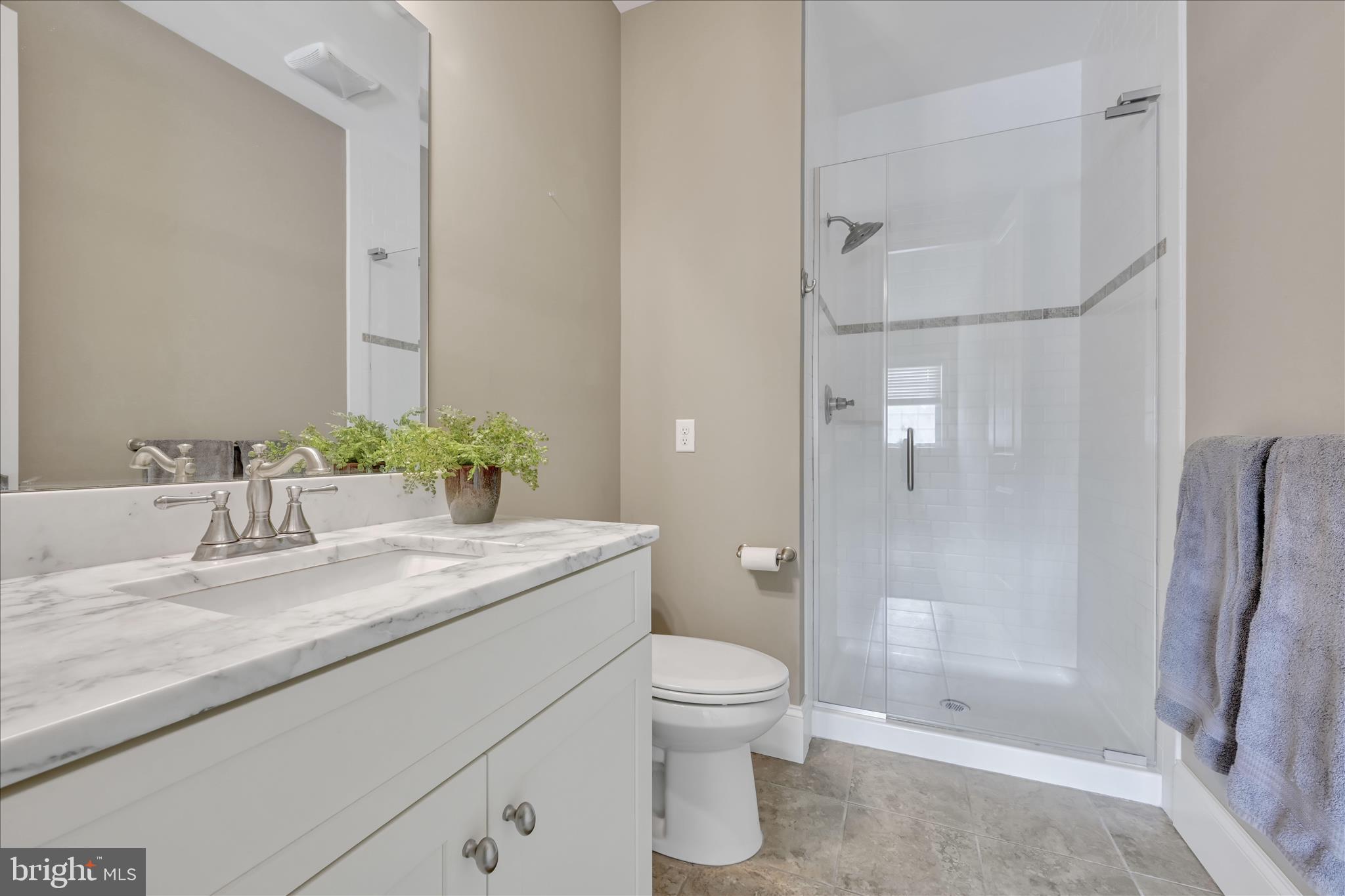 FERN LANE - Residential