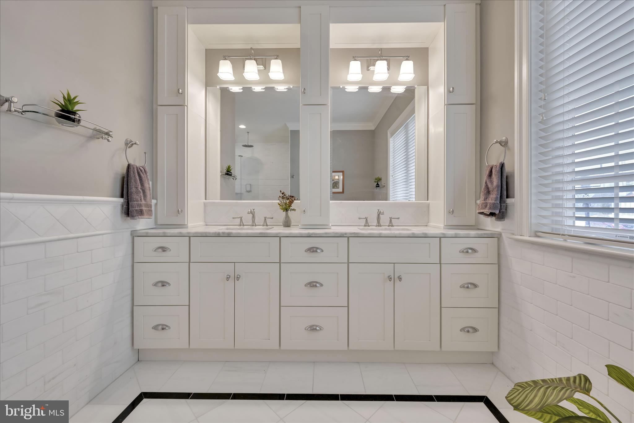 FERN LANE - Residential