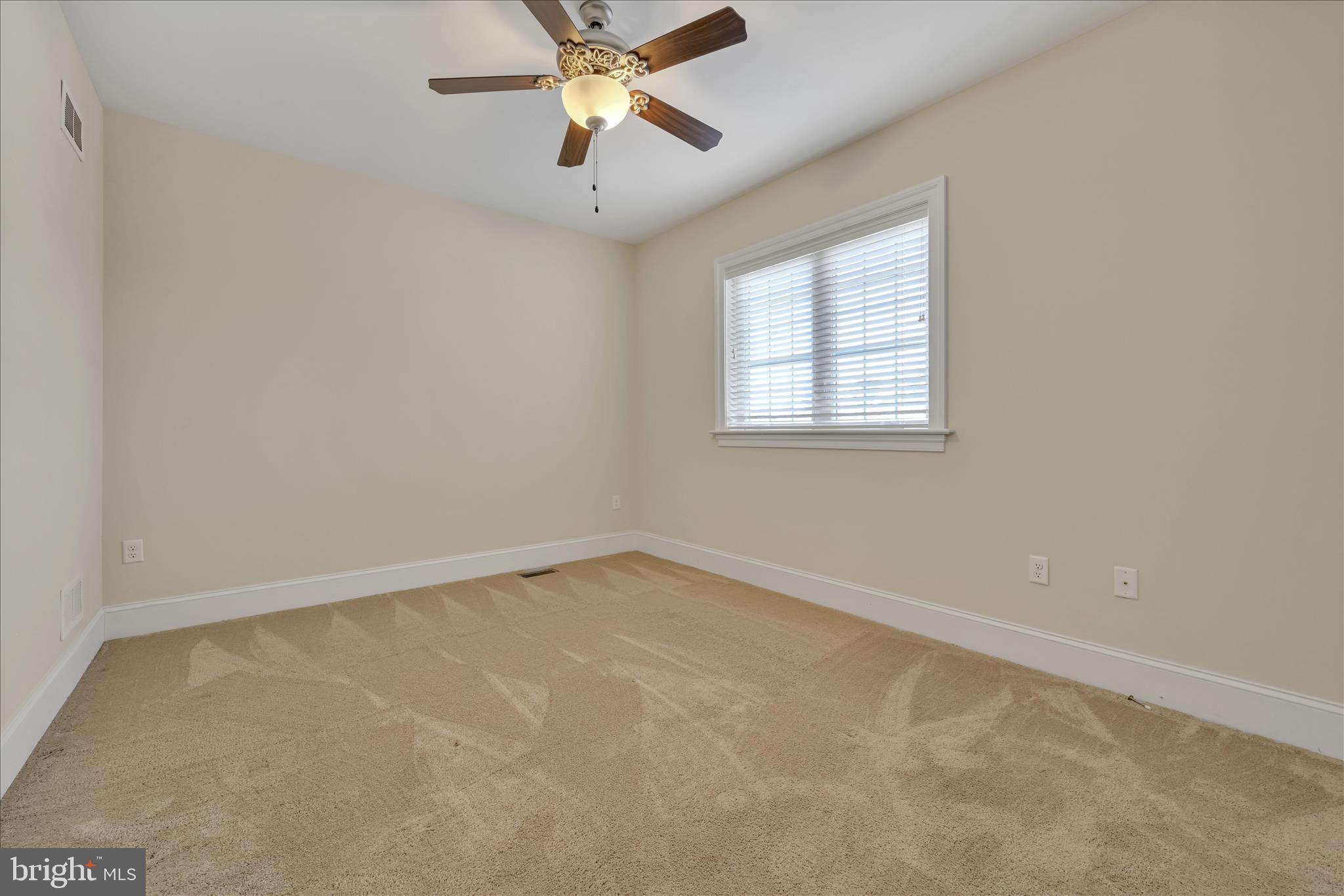 FERN LANE - Residential