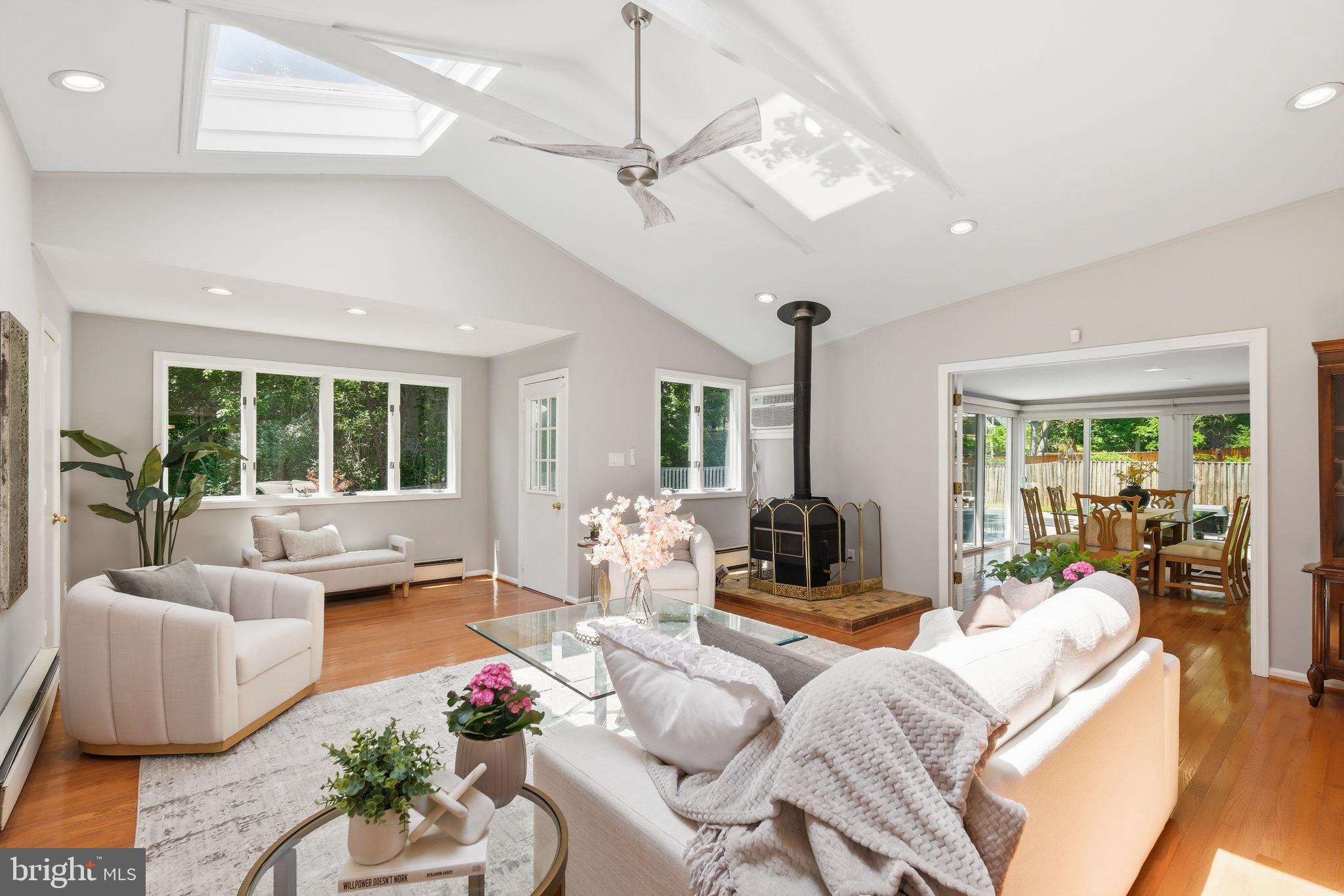 BEDFORDSHIRE - Residential