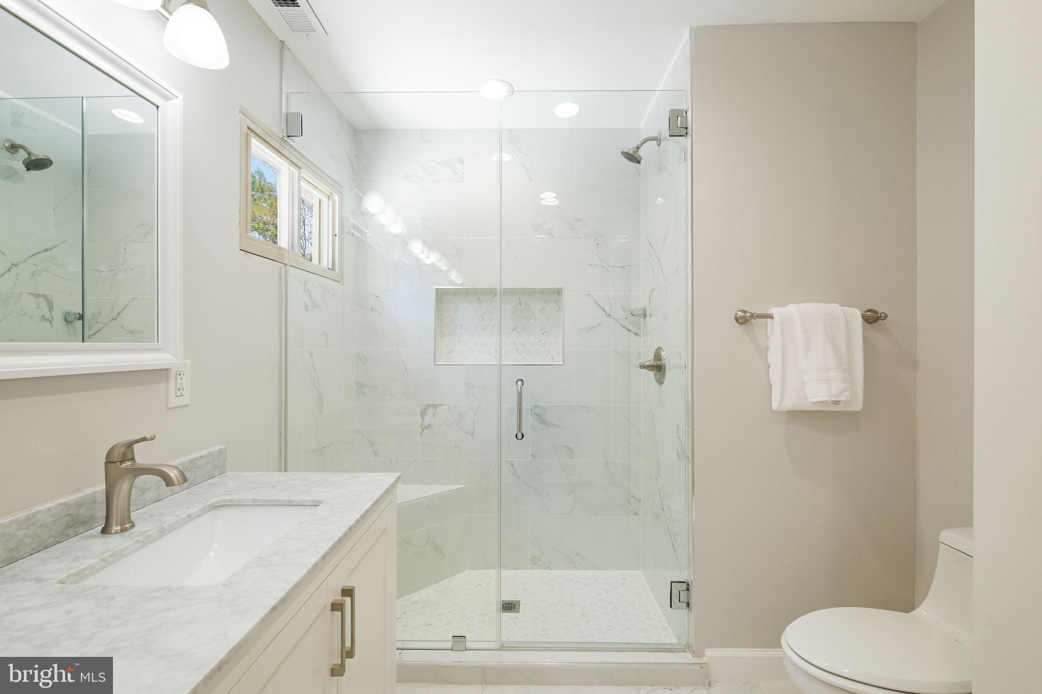 BEDFORDSHIRE - Residential