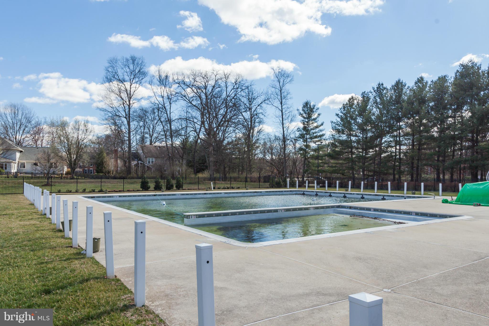 COUNTRYSIDE - Residential