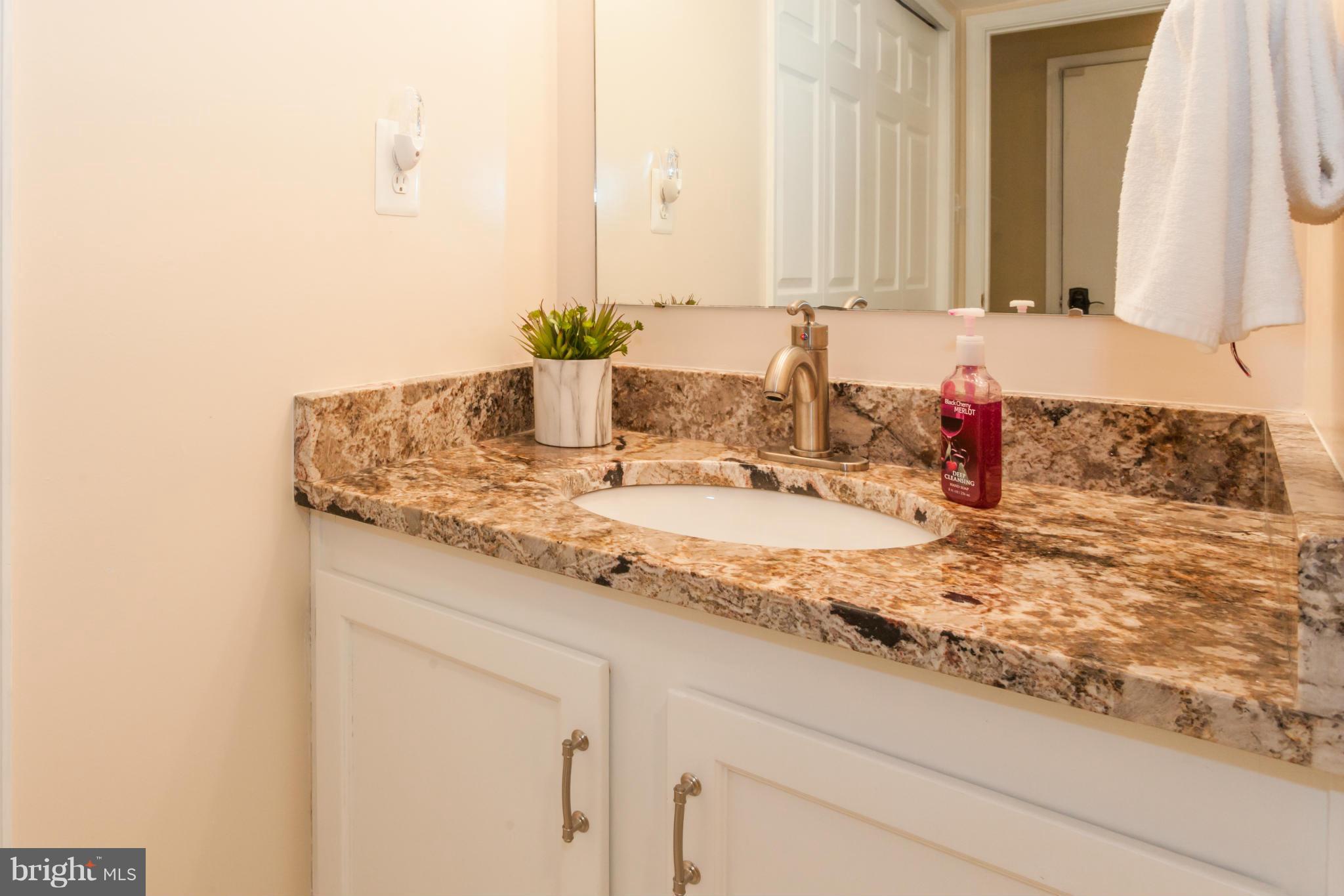 COUNTRYSIDE - Residential