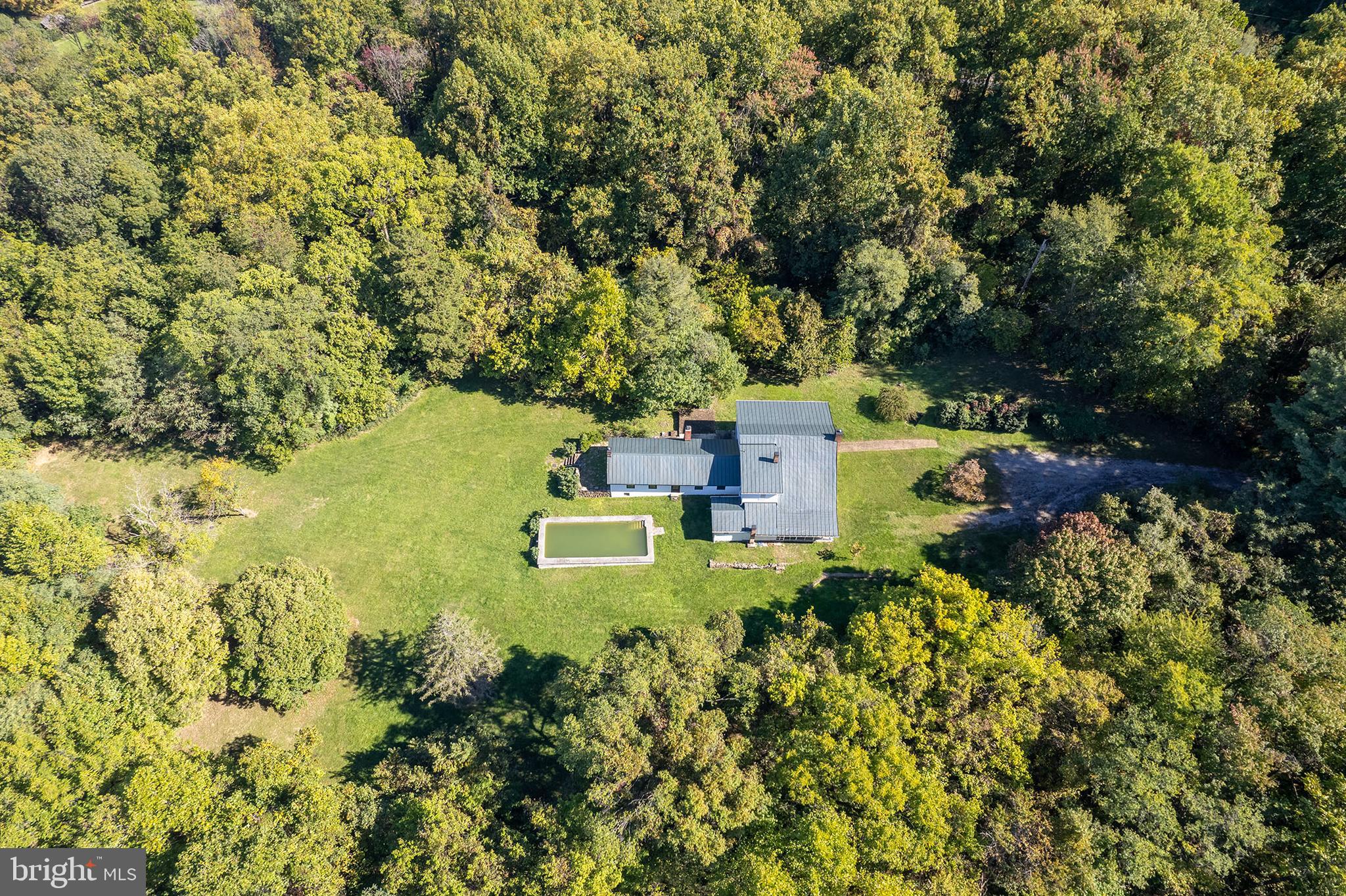 BROWNTOWN ROAD - Residential